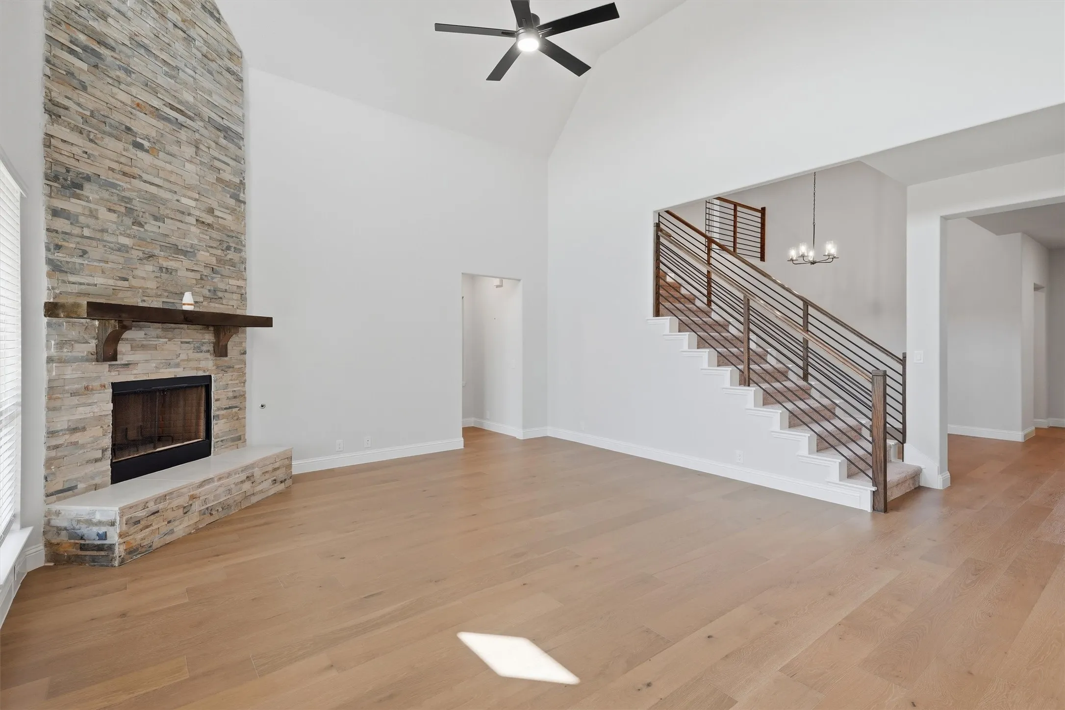 Single Family Residence For Sale in Denton County , 1003 Moss Grove Trail, Justin, Texas 76247, 4 Bedroom, 4 Bathroom, 3 Garage spaces, 3,741 Sqft, built in 2023, mls#21368647, Real Estate Agent in Justin, Homes For Sale in Denton county, Homes For Sale in Justin, Realtor in Justin Texas, Real Estate Brokerage Independent Realty Texas, Luminita Cordes Realtor
