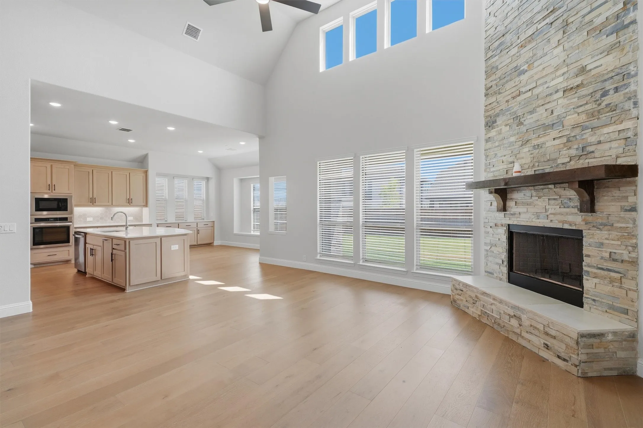 Single Family Residence For Sale in Denton County , 1003 Moss Grove Trail, Justin, Texas 76247, 4 Bedroom, 4 Bathroom, 3 Garage spaces, 3,741 Sqft, built in 2023, mls#21368647, Real Estate Agent in Justin, Homes For Sale in Denton county, Homes For Sale in Justin, Realtor in Justin Texas, Real Estate Brokerage Independent Realty Texas, Luminita Cordes Realtor