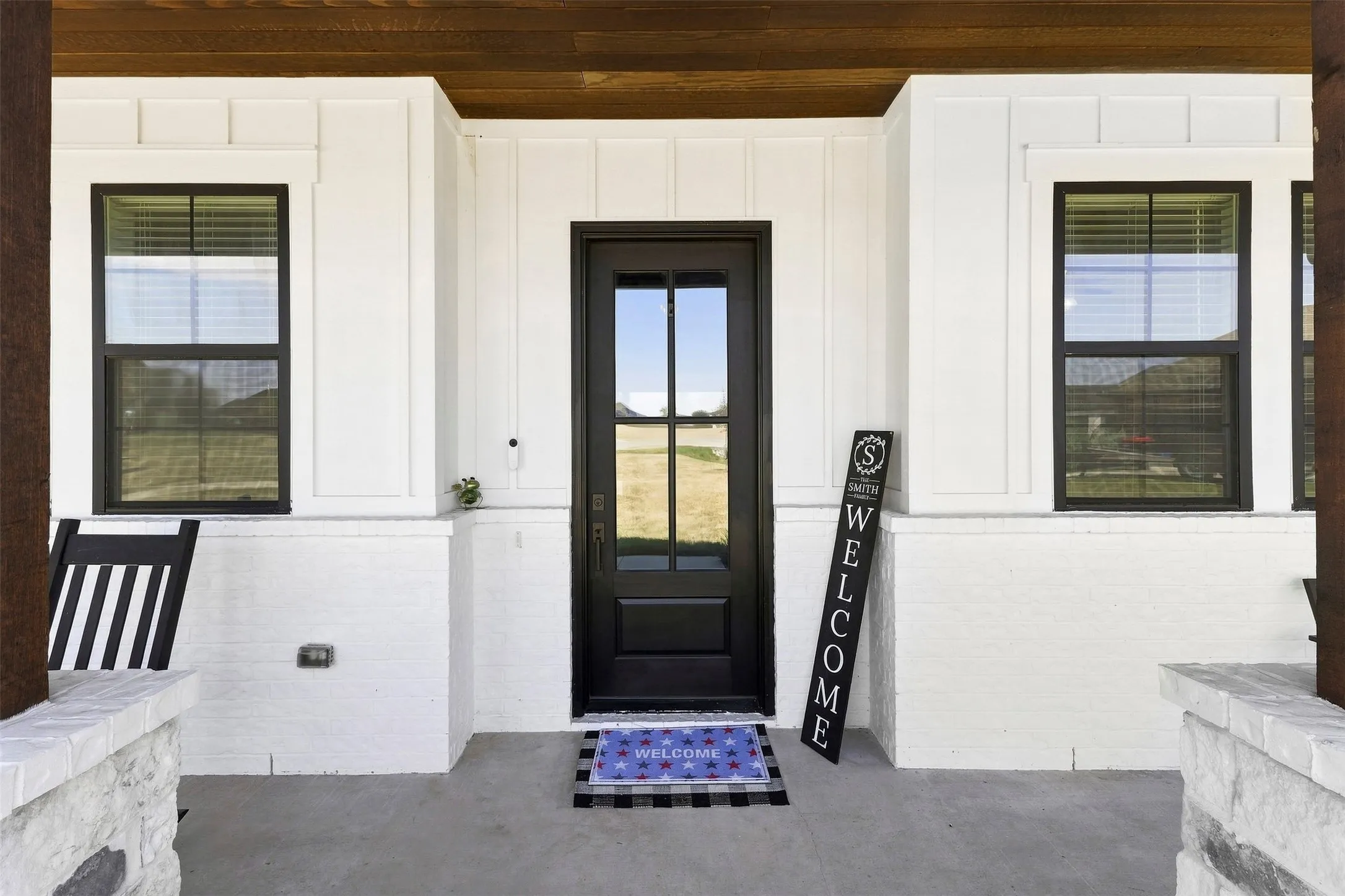 Single Family Residence For Sale in Ellis County , 21 Reid Court, Waxahachie, Texas 75167, 4 Bedroom, 3 Bathroom, 2 Garage spaces, 2,539 Sqft, built in 2022, mls#21368642, Real Estate Agent in Waxahachie, Homes For Sale in Ellis county, Homes For Sale in Waxahachie, Realtor in Waxahachie Texas, Real Estate Brokerage Independent Realty Texas, Luminita Cordes Realtor