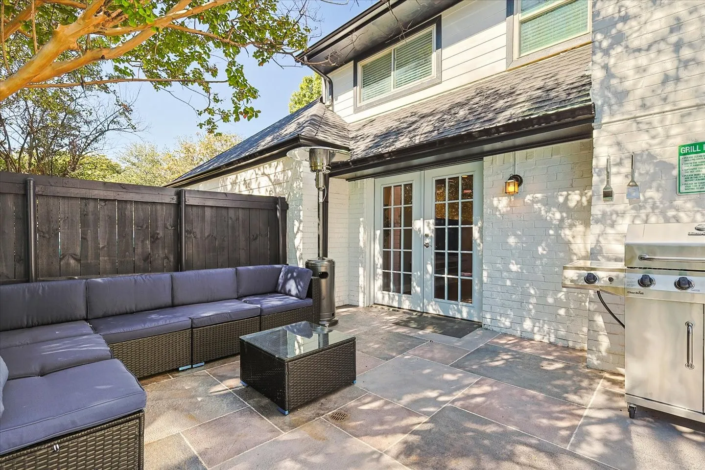 Single Family Residence For Rent in Dallas County , 3608 Courtdale, Farmers Branch, Texas 75234, 4 Bedroom, 3 Bathroom, Garage spaces, 2,867 Sqft, built in 1965, mls#21368735, Real Estate Agent in Farmers Branch, Homes For Rent in Dallas county, Homes For Rent in Farmers Branch, Realtor in Farmers Branch Texas, Real Estate Brokerage Independent Realty Texas, Luminita Cordes Realtor