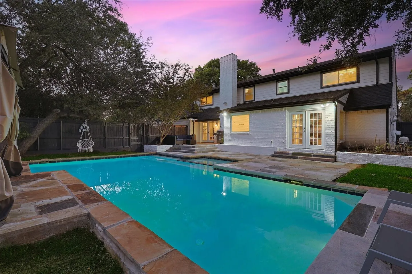 Single Family Residence For Rent in Dallas County , 3608 Courtdale, Farmers Branch, Texas 75234, 4 Bedroom, 3 Bathroom, Garage spaces, 2,867 Sqft, built in 1965, mls#21368735, Real Estate Agent in Farmers Branch, Homes For Rent in Dallas county, Homes For Rent in Farmers Branch, Realtor in Farmers Branch Texas, Real Estate Brokerage Independent Realty Texas, Luminita Cordes Realtor