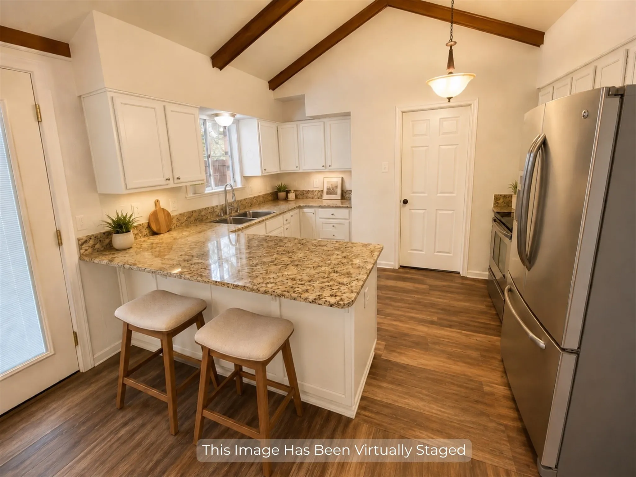 Single Family Residence For Sale in Grayson County , 1205 S Valentine Drive, Sherman, Texas 75090, 3 Bedroom, 2 Bathroom, 2 Garage spaces, 1,300 Sqft, built in 1964, mls#21367851, Real Estate Agent in Sherman, Homes For Sale in Grayson county, Homes For Sale in Sherman, Realtor in Sherman Texas, Real Estate Brokerage Independent Realty Texas, Luminita Cordes Realtor