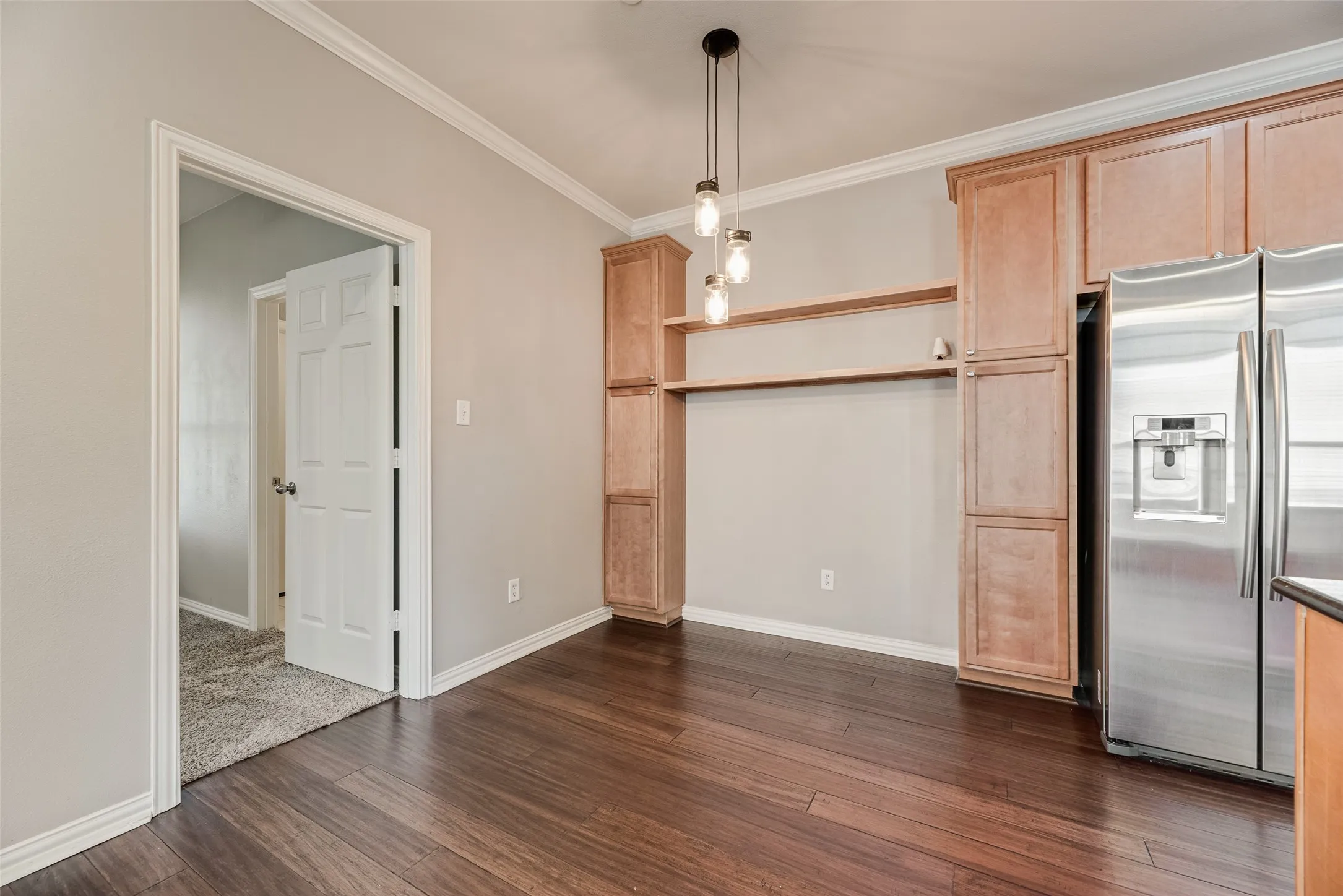 Townhouse For Rent in Dallas County , 1230 Bethel School Court, Coppell, Texas 75019, 3 Bedroom, 4 Bathroom, 2 Garage spaces, 1,756 Sqft, built in 2006, mls#21368431, Real Estate Agent in Coppell, Homes For Rent in Dallas county, Homes For Rent in Coppell, Realtor in Coppell Texas, Real Estate Brokerage Independent Realty Texas, Luminita Cordes Realtor