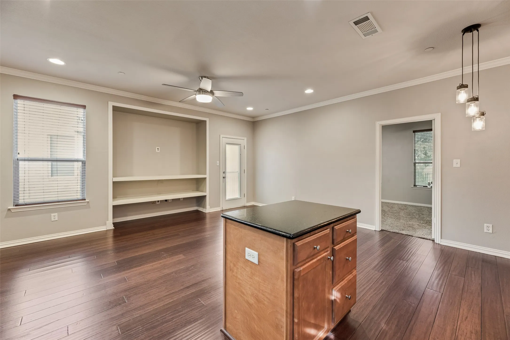 Townhouse For Rent in Dallas County , 1230 Bethel School Court, Coppell, Texas 75019, 3 Bedroom, 4 Bathroom, 2 Garage spaces, 1,756 Sqft, built in 2006, mls#21368431, Real Estate Agent in Coppell, Homes For Rent in Dallas county, Homes For Rent in Coppell, Realtor in Coppell Texas, Real Estate Brokerage Independent Realty Texas, Luminita Cordes Realtor