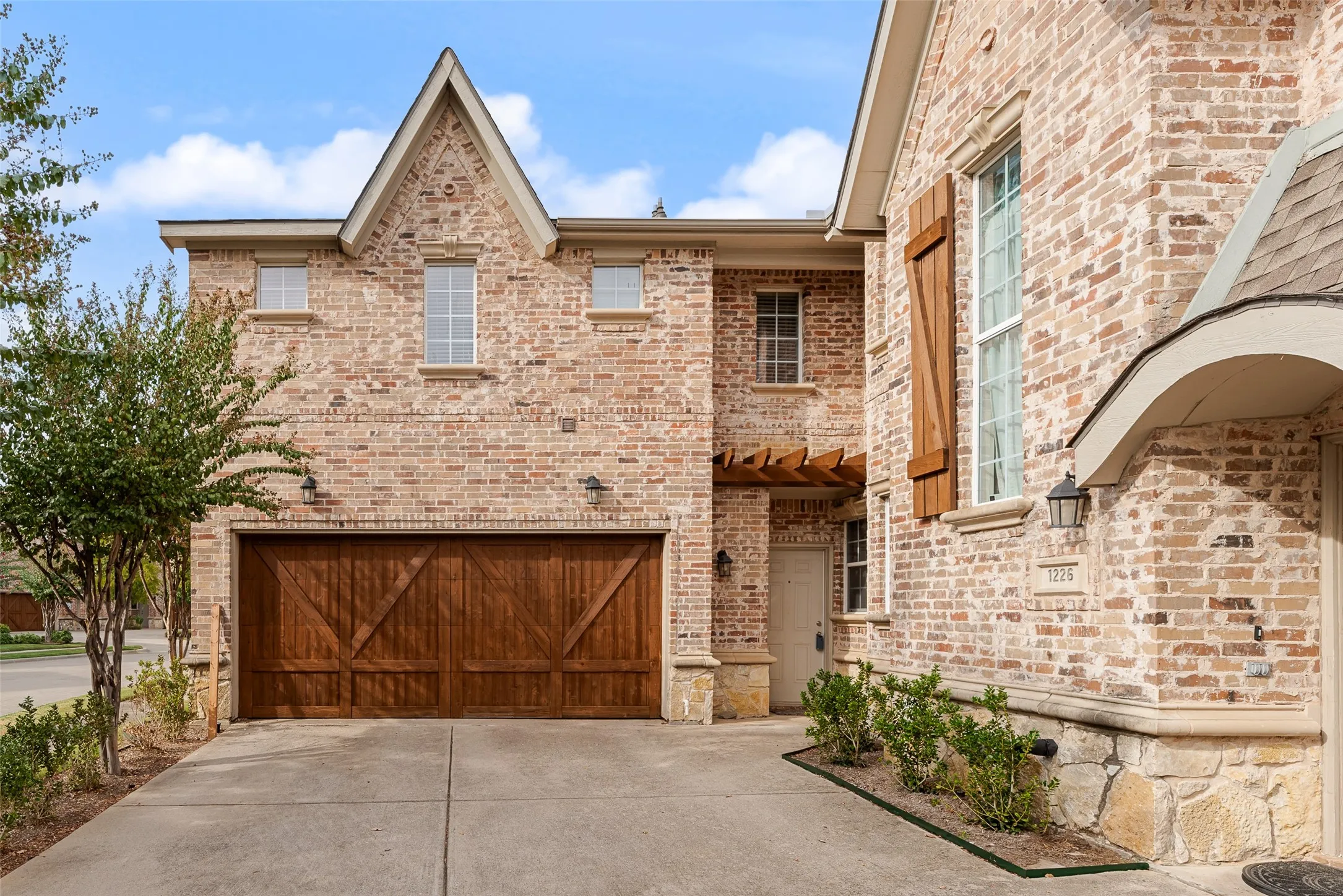 Townhouse For Rent in Dallas County , 1230 Bethel School Court, Coppell, Texas 75019, 3 Bedroom, 4 Bathroom, 2 Garage spaces, 1,756 Sqft, built in 2006, mls#21368431, Real Estate Agent in Coppell, Homes For Rent in Dallas county, Homes For Rent in Coppell, Realtor in Coppell Texas, Real Estate Brokerage Independent Realty Texas, Luminita Cordes Realtor