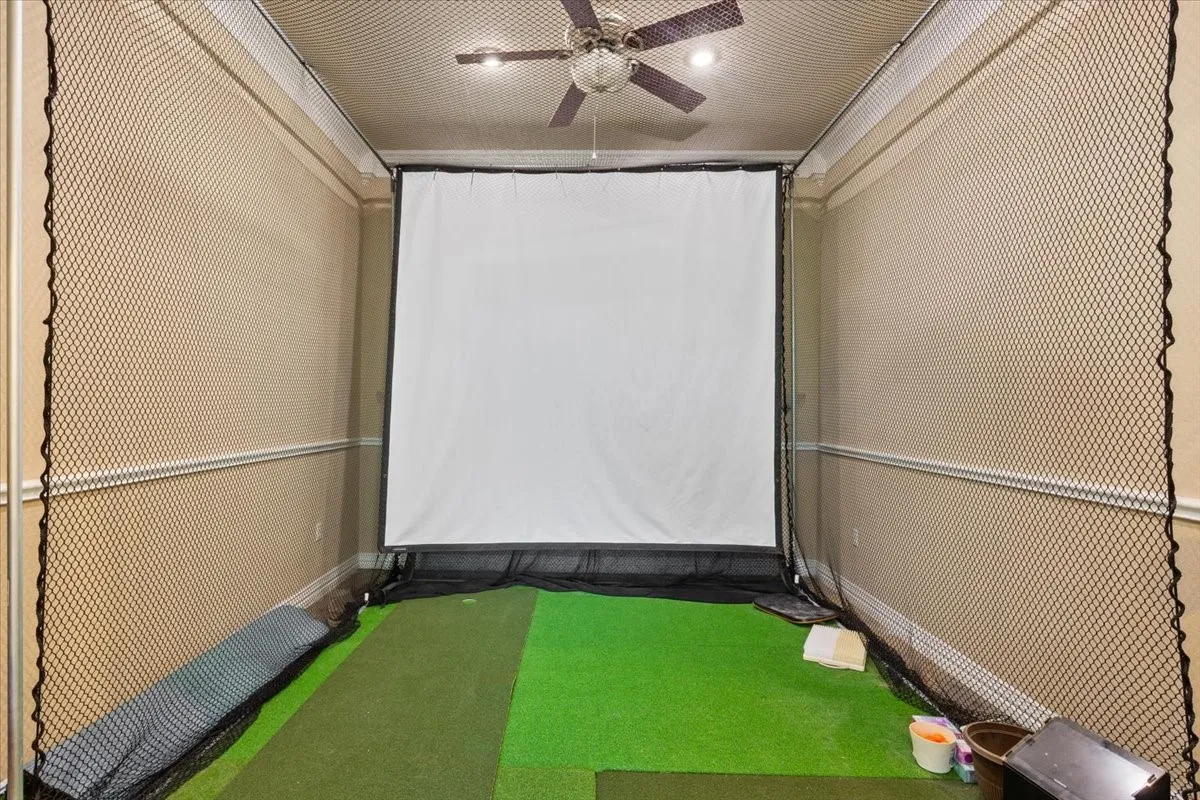 Single Family Residence For Sale in Mc Lennan County , 1408 Laurel Park, Robinson, Texas 76706, 4 Bedroom, 3 Bathroom, 3 Garage spaces, 2,480 Sqft, built in 2004, mls#21368468, Real Estate Agent in Robinson, Homes For Sale in Mc Lennan county, Homes For Sale in Robinson, Realtor in Robinson Texas, Real Estate Brokerage Independent Realty Texas, Luminita Cordes Realtor