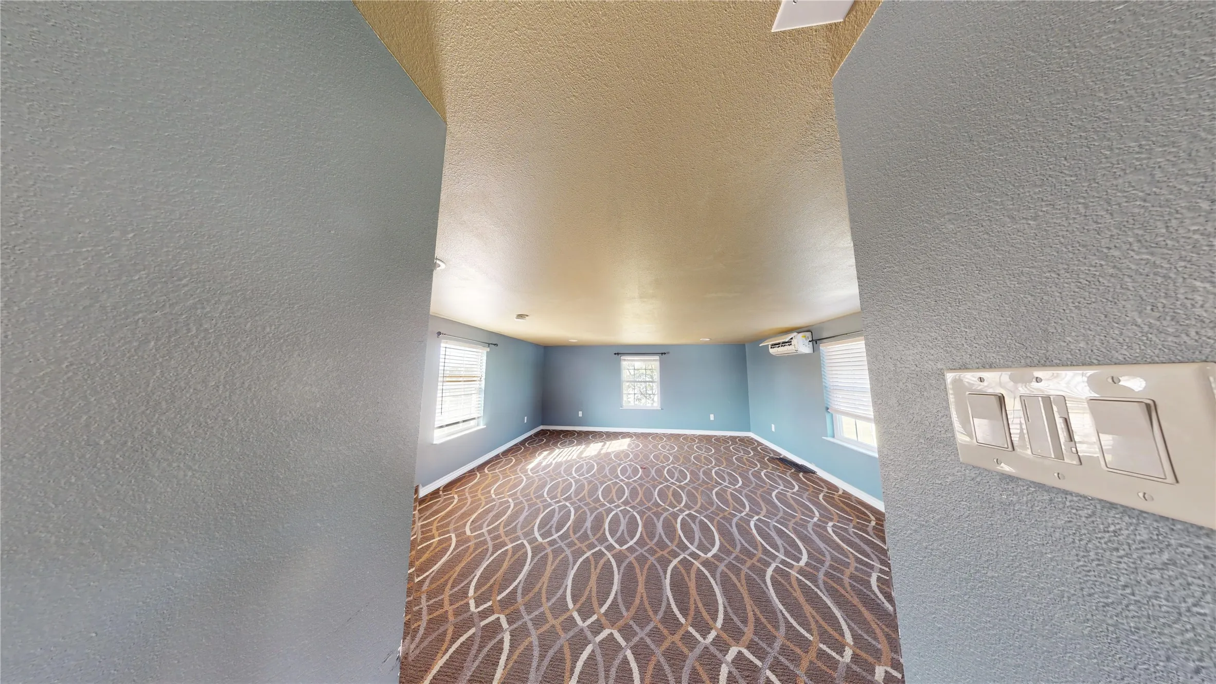 Single Family Residence For Rent in Kaufman County , 10987 Windy Lane D, Forney, Texas 75126, 2 Bedroom, 2 Bathroom, Garage spaces, 1,385 Sqft, built in 2000, mls#21368756, Real Estate Agent in Forney, Homes For Rent in Kaufman county, Homes For Rent in Forney, Realtor in Forney Texas, Real Estate Brokerage Independent Realty Texas, Luminita Cordes Realtor