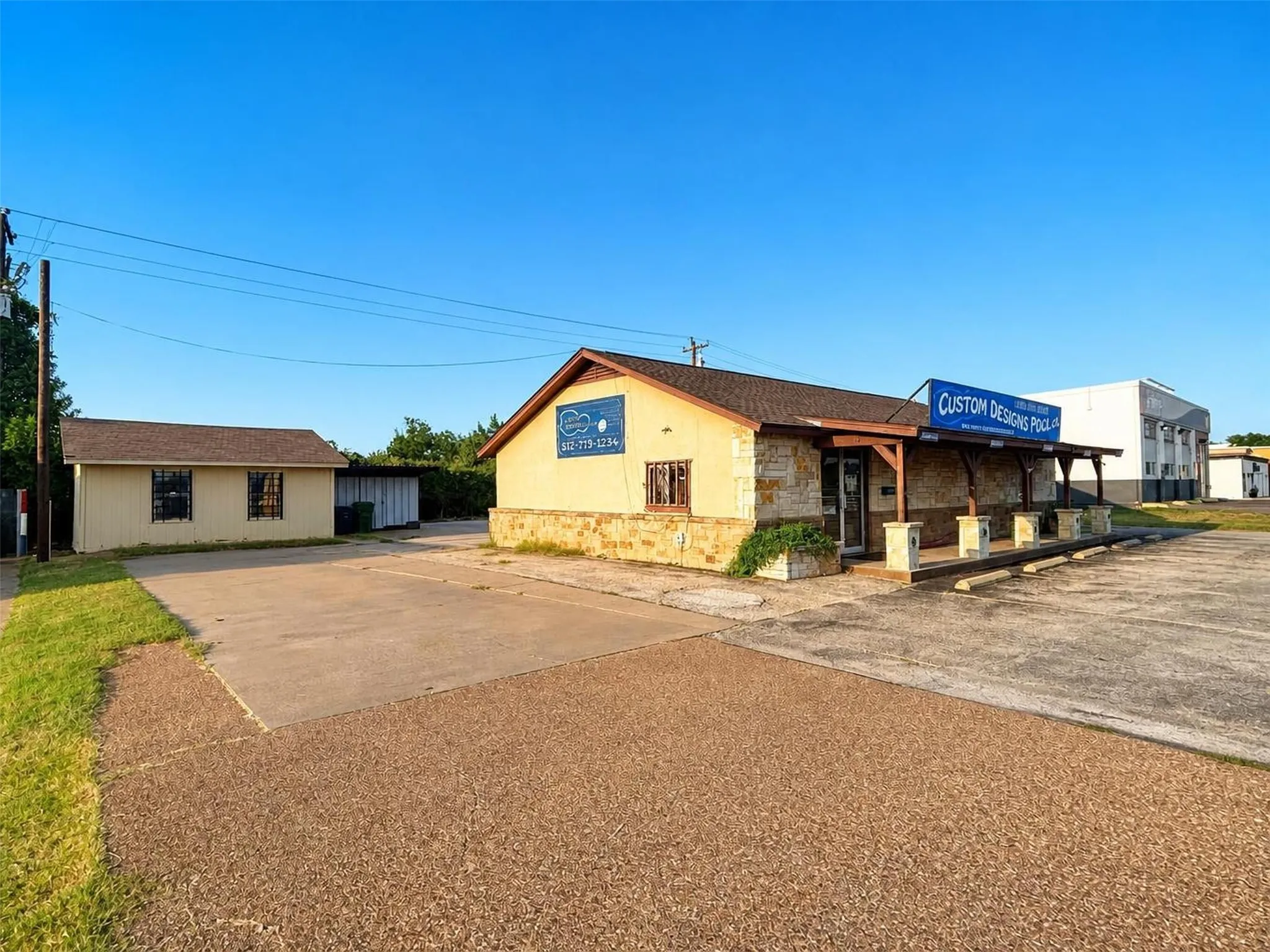 Business For Sale in Hood County , 904 E US Highway 377, Granbury, Texas 76048, 0, 0, Garage spaces, 0 Sqft, built in 1985, mls#21368746, Real Estate Agent in Granbury, Homes For Sale in Hood county, Homes For Sale in Granbury, Realtor in Granbury Texas, Real Estate Brokerage Independent Realty Texas, Luminita Cordes Realtor