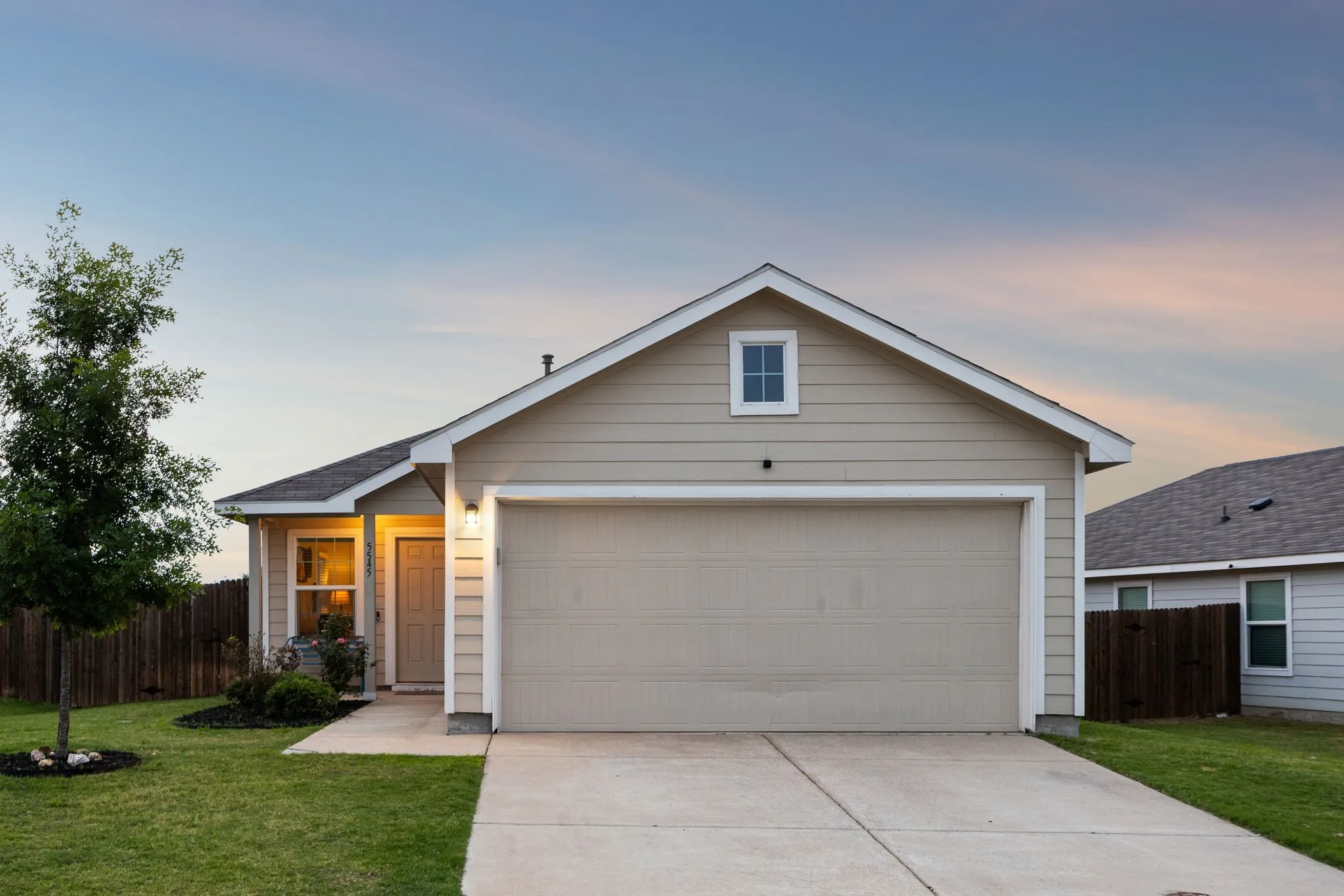Single Family Residence For Sale in Kaufman County , 5545 Berea Street, Forney, Texas 75126, 3 Bedroom, 2 Bathroom, 2 Garage spaces, 1,450 Sqft, built in 2019, mls#21368749, Real Estate Agent in Forney, Homes For Sale in Kaufman county, Homes For Sale in Forney, Realtor in Forney Texas, Real Estate Brokerage Independent Realty Texas, Luminita Cordes Realtor
