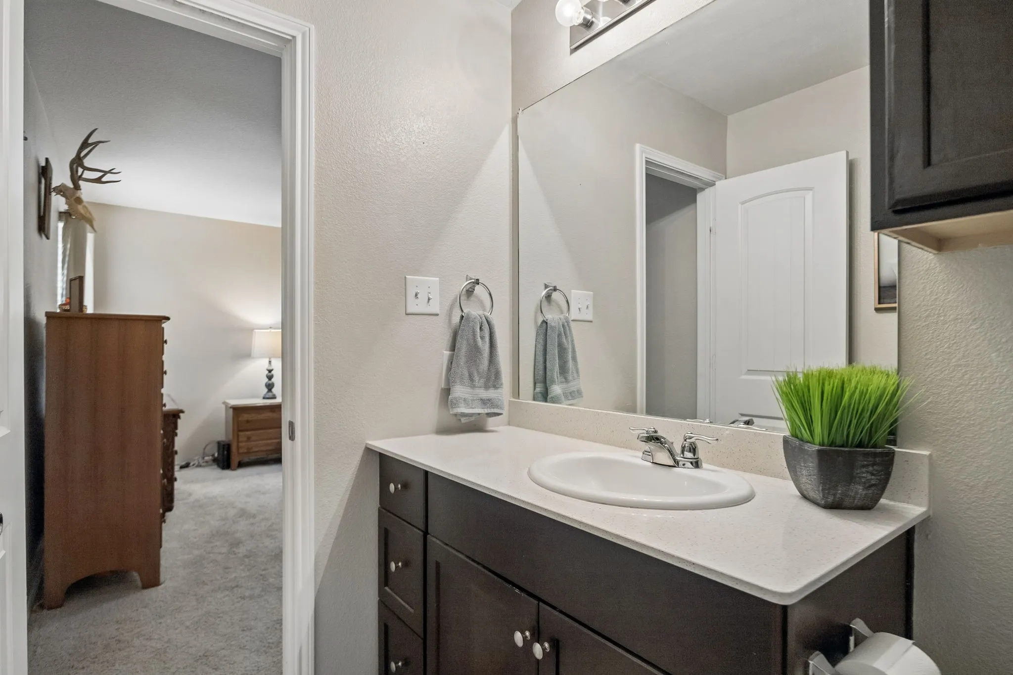 Single Family Residence For Sale in Kaufman County , 5545 Berea Street, Forney, Texas 75126, 3 Bedroom, 2 Bathroom, 2 Garage spaces, 1,450 Sqft, built in 2019, mls#21368749, Real Estate Agent in Forney, Homes For Sale in Kaufman county, Homes For Sale in Forney, Realtor in Forney Texas, Real Estate Brokerage Independent Realty Texas, Luminita Cordes Realtor