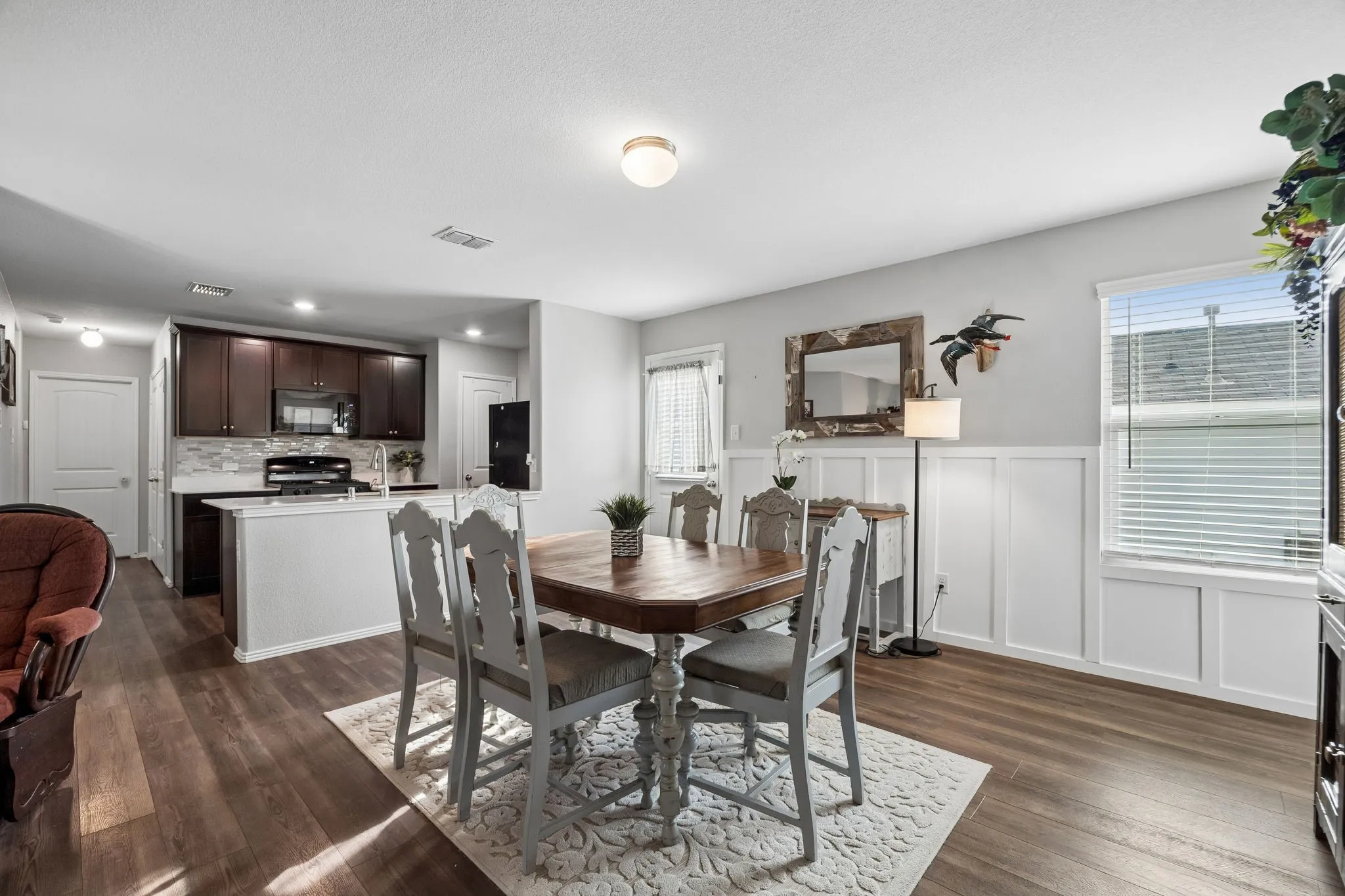 Single Family Residence For Sale in Kaufman County , 5545 Berea Street, Forney, Texas 75126, 3 Bedroom, 2 Bathroom, 2 Garage spaces, 1,450 Sqft, built in 2019, mls#21368749, Real Estate Agent in Forney, Homes For Sale in Kaufman county, Homes For Sale in Forney, Realtor in Forney Texas, Real Estate Brokerage Independent Realty Texas, Luminita Cordes Realtor