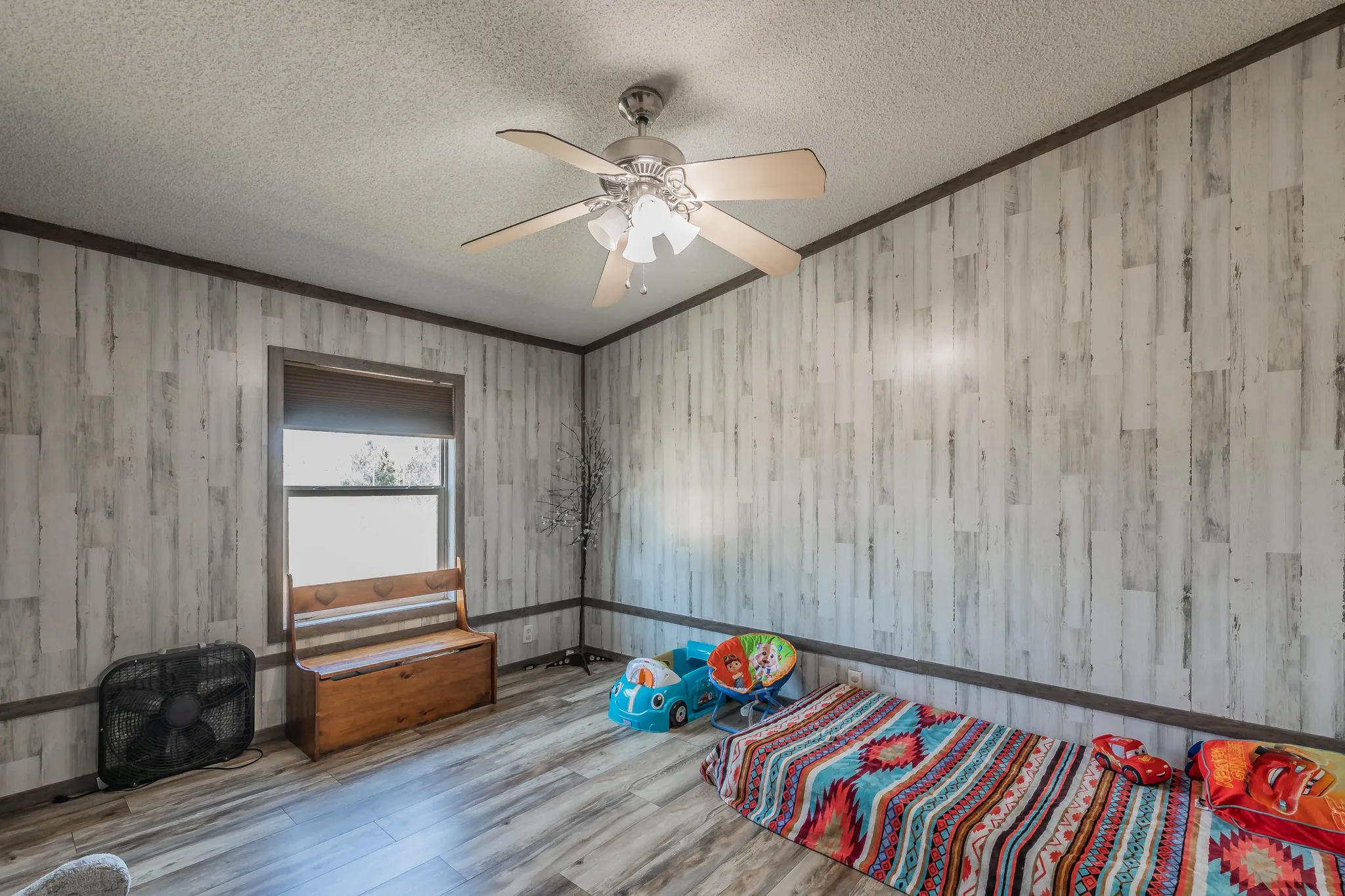 Mobile Home For Sale in Wise County , 157 Judge Court, New Fairview, Texas 76078, 3 Bedroom, 2 Bathroom, 2 Garage spaces, 1,792 Sqft, built in 2002, mls#21368332, Real Estate Agent in New Fairview, Homes For Sale in Wise county, Homes For Sale in New Fairview, Realtor in New Fairview Texas, Real Estate Brokerage Independent Realty Texas, Luminita Cordes Realtor