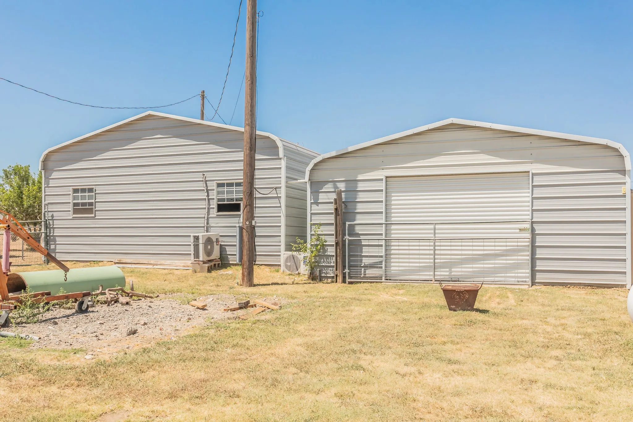 Mobile Home For Sale in Wise County , 157 Judge Court, New Fairview, Texas 76078, 3 Bedroom, 2 Bathroom, 2 Garage spaces, 1,792 Sqft, built in 2002, mls#21368332, Real Estate Agent in New Fairview, Homes For Sale in Wise county, Homes For Sale in New Fairview, Realtor in New Fairview Texas, Real Estate Brokerage Independent Realty Texas, Luminita Cordes Realtor