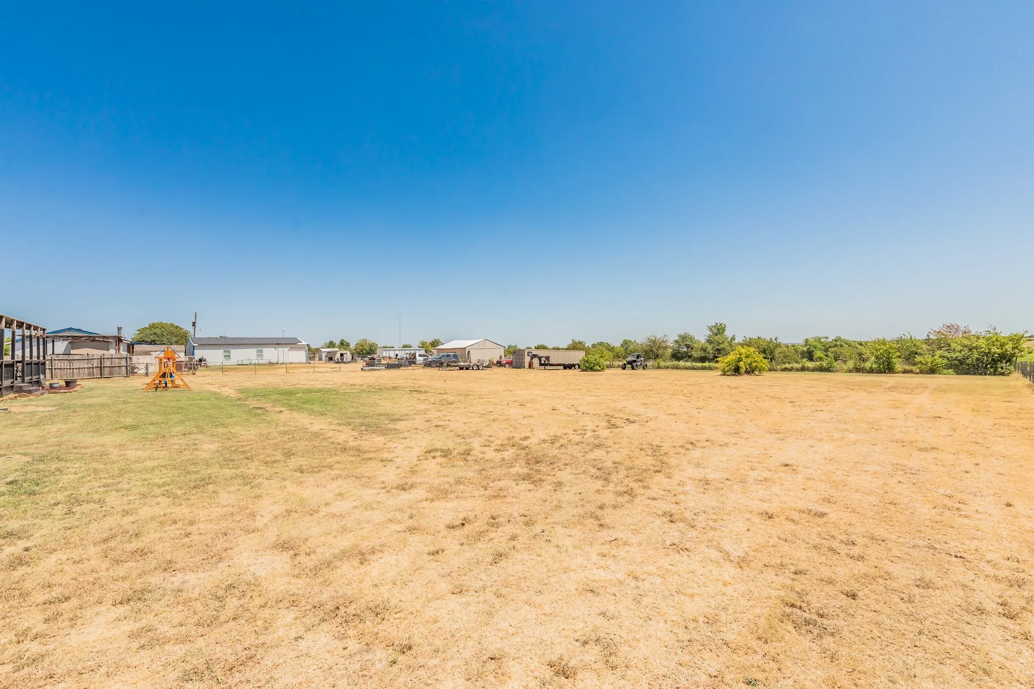 Mobile Home For Sale in Wise County , 157 Judge Court, New Fairview, Texas 76078, 3 Bedroom, 2 Bathroom, 2 Garage spaces, 1,792 Sqft, built in 2002, mls#21368332, Real Estate Agent in New Fairview, Homes For Sale in Wise county, Homes For Sale in New Fairview, Realtor in New Fairview Texas, Real Estate Brokerage Independent Realty Texas, Luminita Cordes Realtor