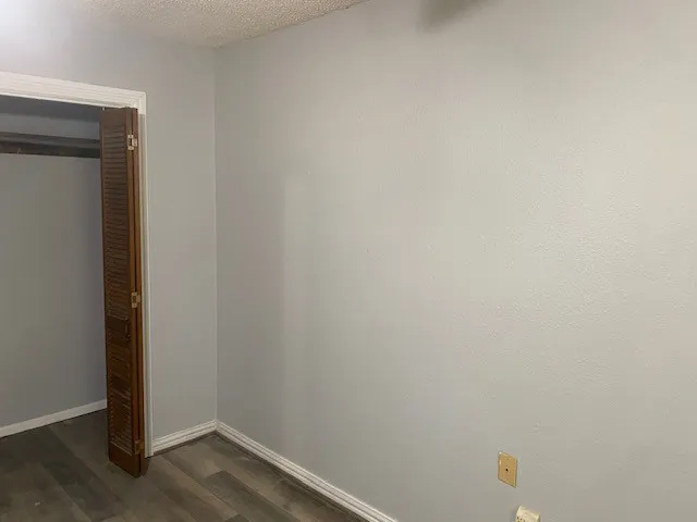 Single Family Residence For Sale in Red River (TX) County , 603 W 11th Street, Clarksville, Texas 75426, 3 Bedroom, 2 Bathroom, Garage spaces, 2,345 Sqft, built in 1977, mls#21368772, Real Estate Agent in Clarksville, Homes For Sale in Red River (TX) county, Homes For Sale in Clarksville, Realtor in Clarksville Texas, Real Estate Brokerage Independent Realty Texas, Luminita Cordes Realtor