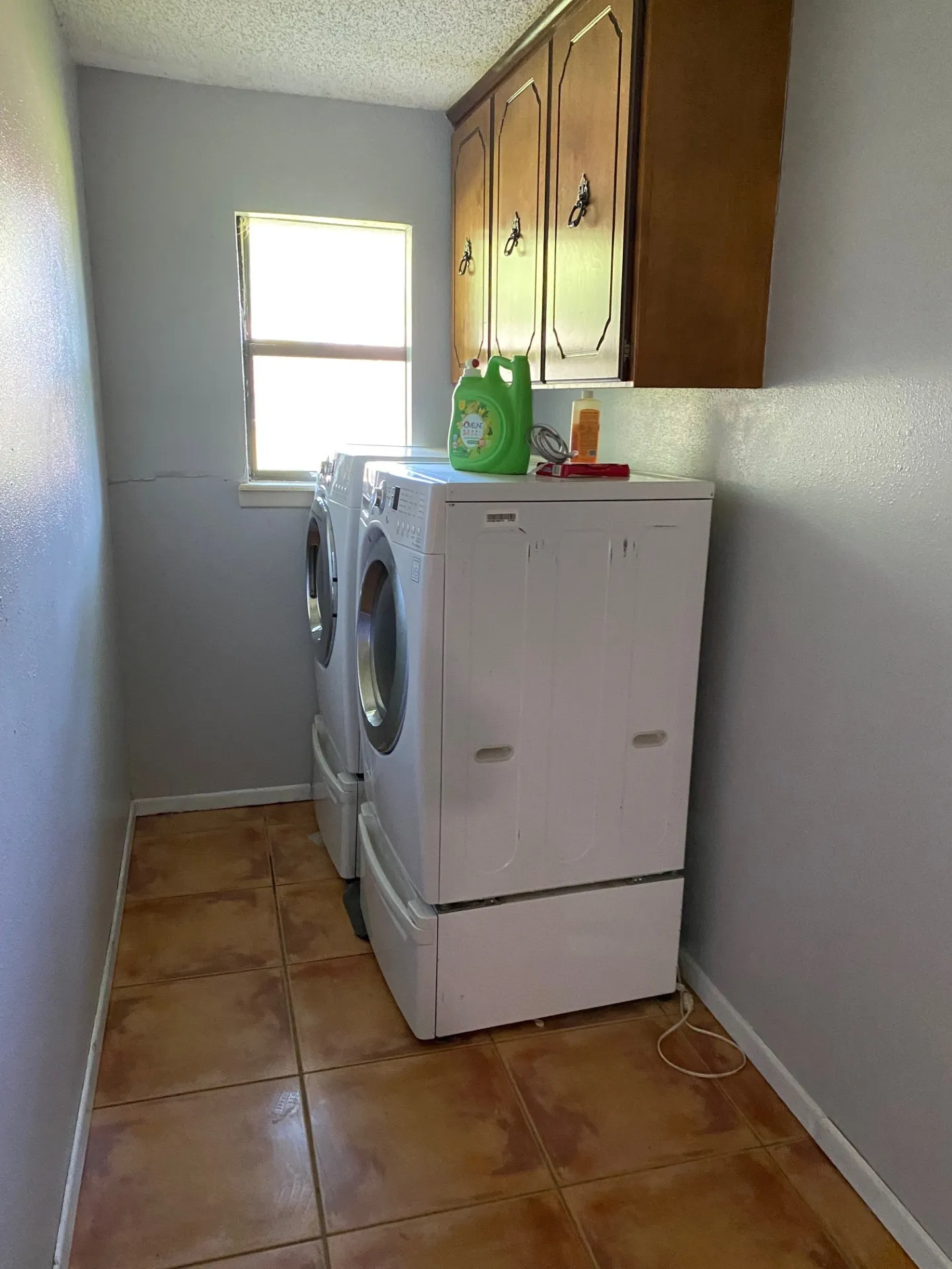 Single Family Residence For Sale in Red River (TX) County , 603 W 11th Street, Clarksville, Texas 75426, 3 Bedroom, 2 Bathroom, Garage spaces, 2,345 Sqft, built in 1977, mls#21368772, Real Estate Agent in Clarksville, Homes For Sale in Red River (TX) county, Homes For Sale in Clarksville, Realtor in Clarksville Texas, Real Estate Brokerage Independent Realty Texas, Luminita Cordes Realtor