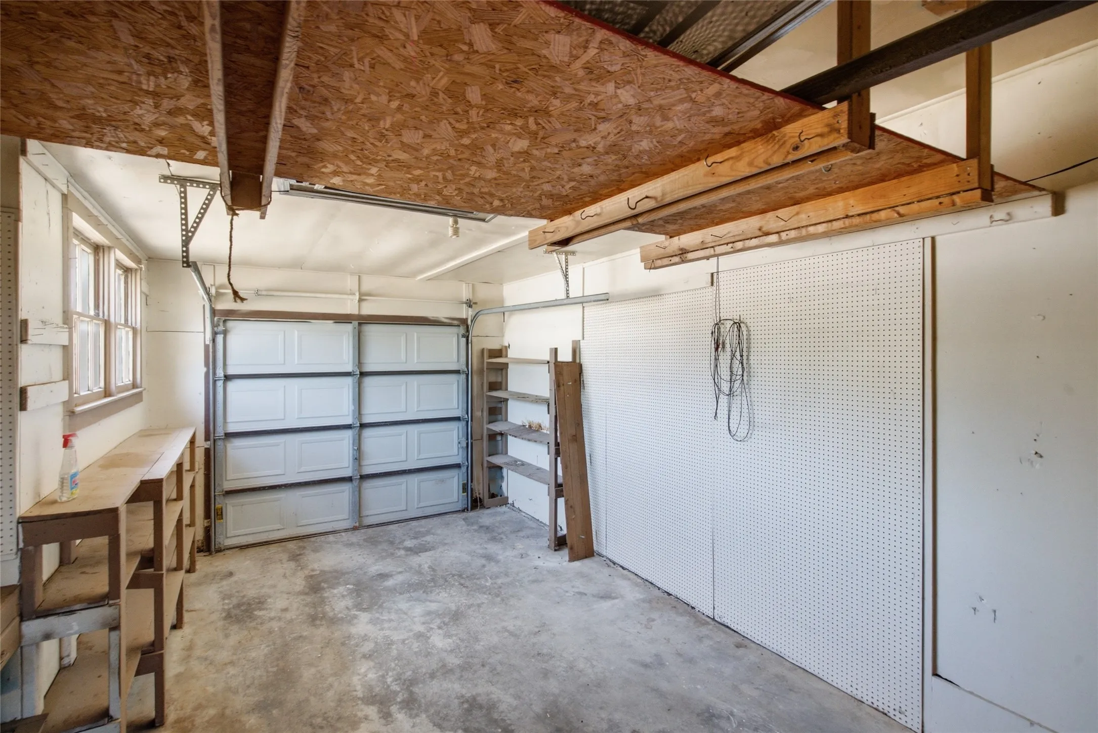 Office For Sale in Hamilton County , 700 E Main Street, Hamilton, Texas 76531, 0, 0, Garage spaces, 0 Sqft, built in 1975, mls#21368763, Real Estate Agent in Hamilton, Homes For Sale in Hamilton county, Homes For Sale in Hamilton, Realtor in Hamilton Texas, Real Estate Brokerage Independent Realty Texas, Luminita Cordes Realtor