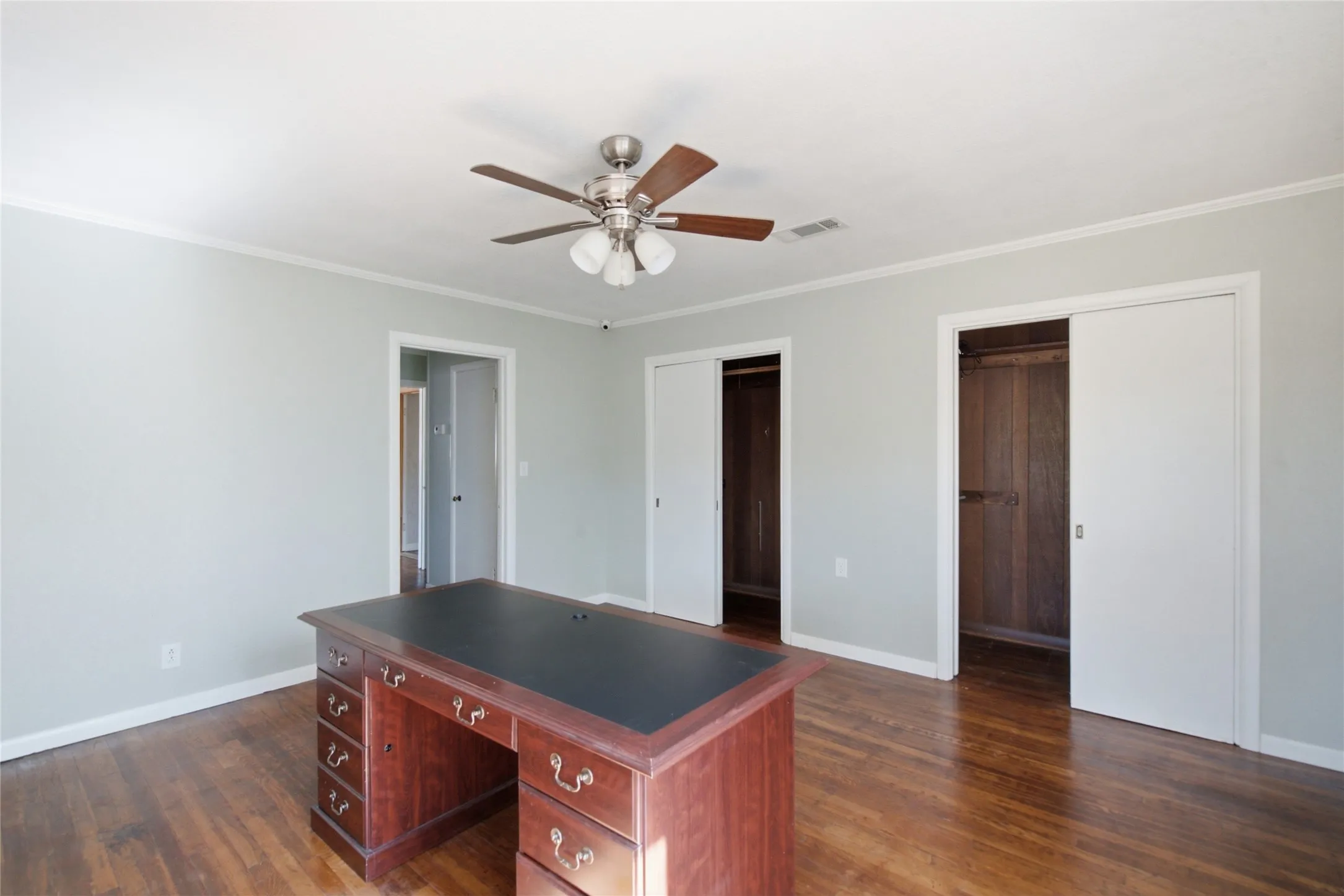 Office For Sale in Hamilton County , 700 E Main Street, Hamilton, Texas 76531, 0, 0, Garage spaces, 0 Sqft, built in 1975, mls#21368763, Real Estate Agent in Hamilton, Homes For Sale in Hamilton county, Homes For Sale in Hamilton, Realtor in Hamilton Texas, Real Estate Brokerage Independent Realty Texas, Luminita Cordes Realtor