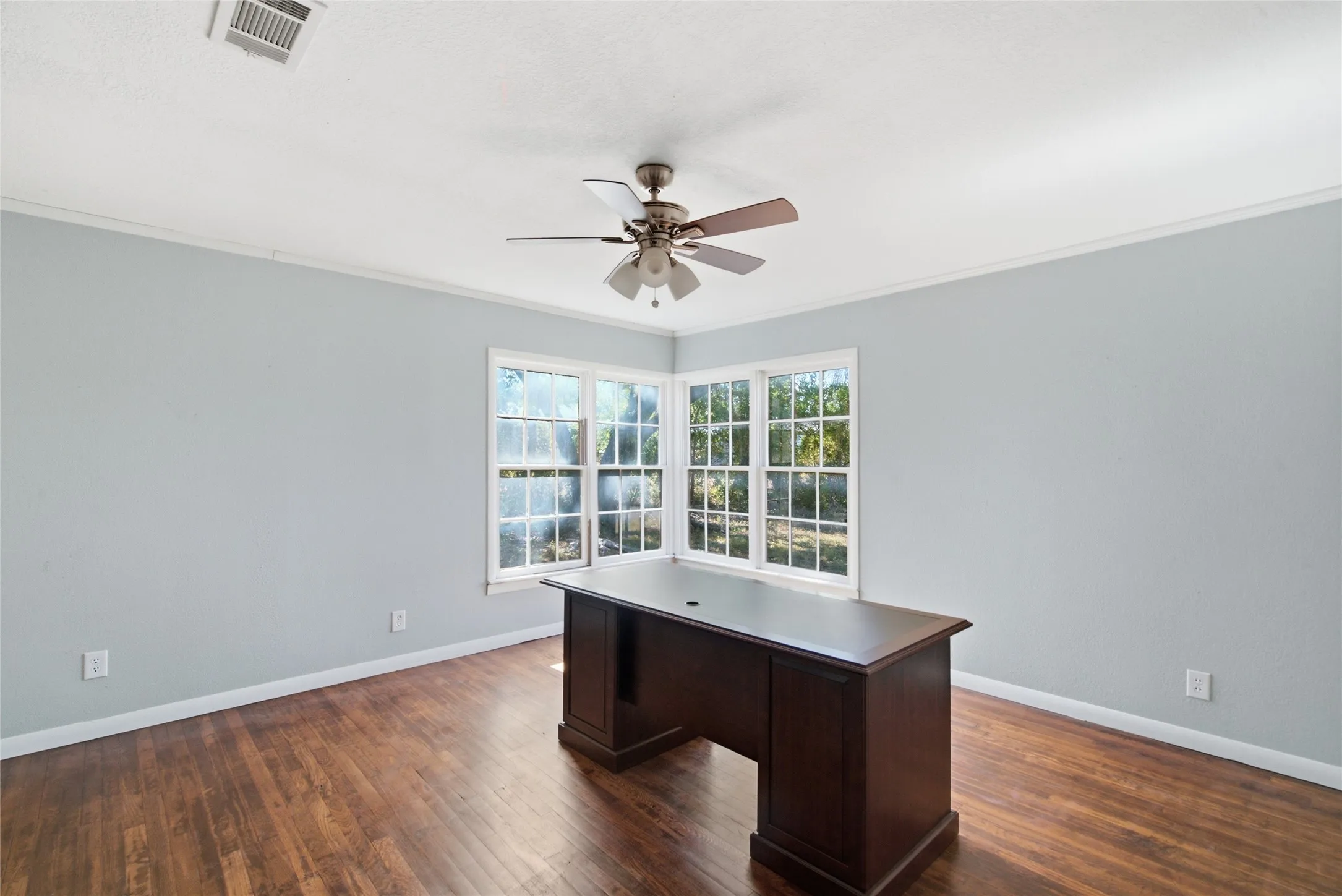 Office For Sale in Hamilton County , 700 E Main Street, Hamilton, Texas 76531, 0, 0, Garage spaces, 0 Sqft, built in 1975, mls#21368763, Real Estate Agent in Hamilton, Homes For Sale in Hamilton county, Homes For Sale in Hamilton, Realtor in Hamilton Texas, Real Estate Brokerage Independent Realty Texas, Luminita Cordes Realtor