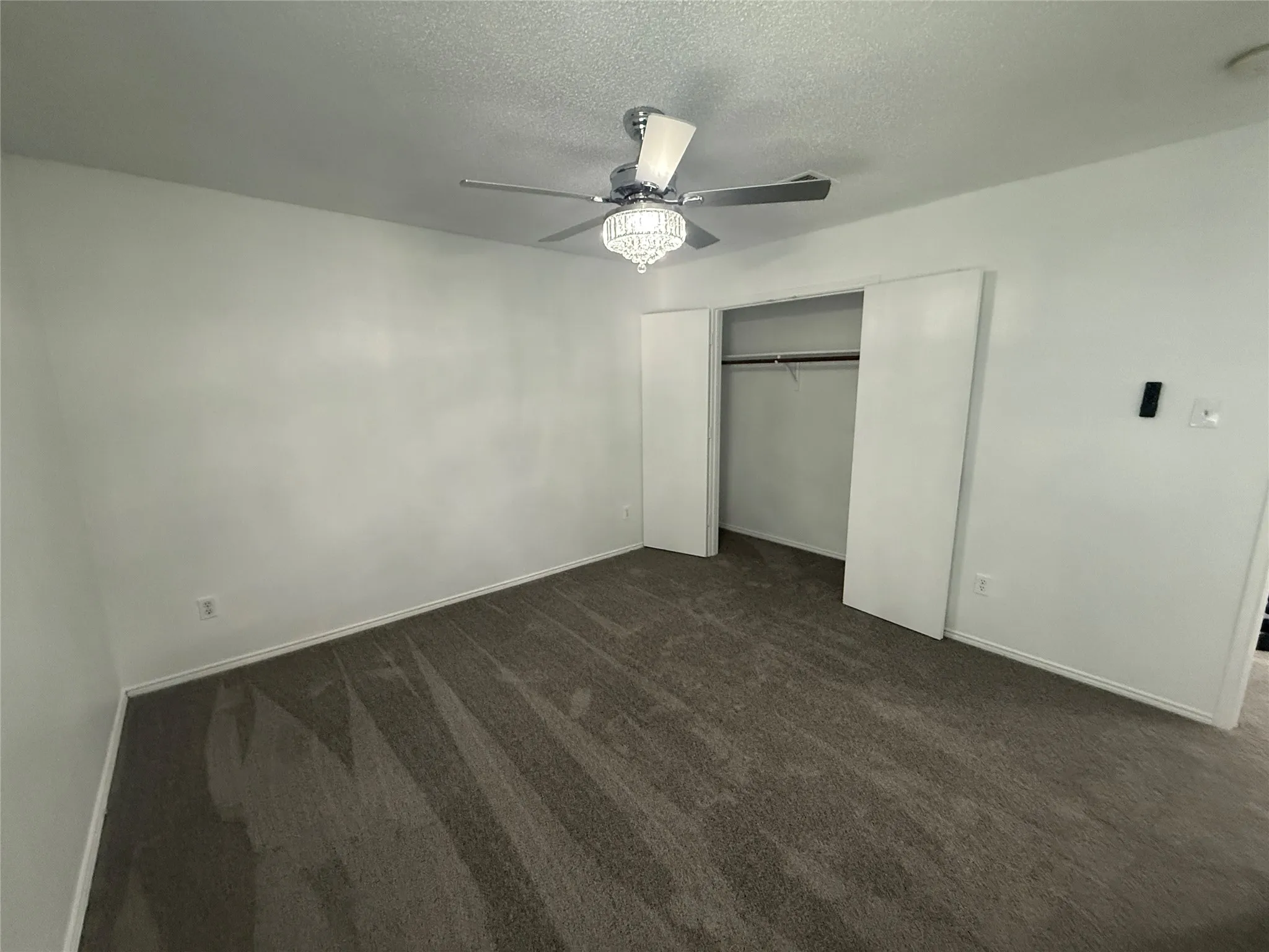 Single Family Residence For Sale in Denton County , 1212 Rambling Brook Trail, Denton, Texas 76210, 4 Bedroom, 3 Bathroom, 2 Garage spaces, 2,318 Sqft, built in 2000, mls#21368270, Real Estate Agent in Denton, Homes For Sale in Denton county, Homes For Sale in Denton, Realtor in Denton Texas, Real Estate Brokerage Independent Realty Texas, Luminita Cordes Realtor