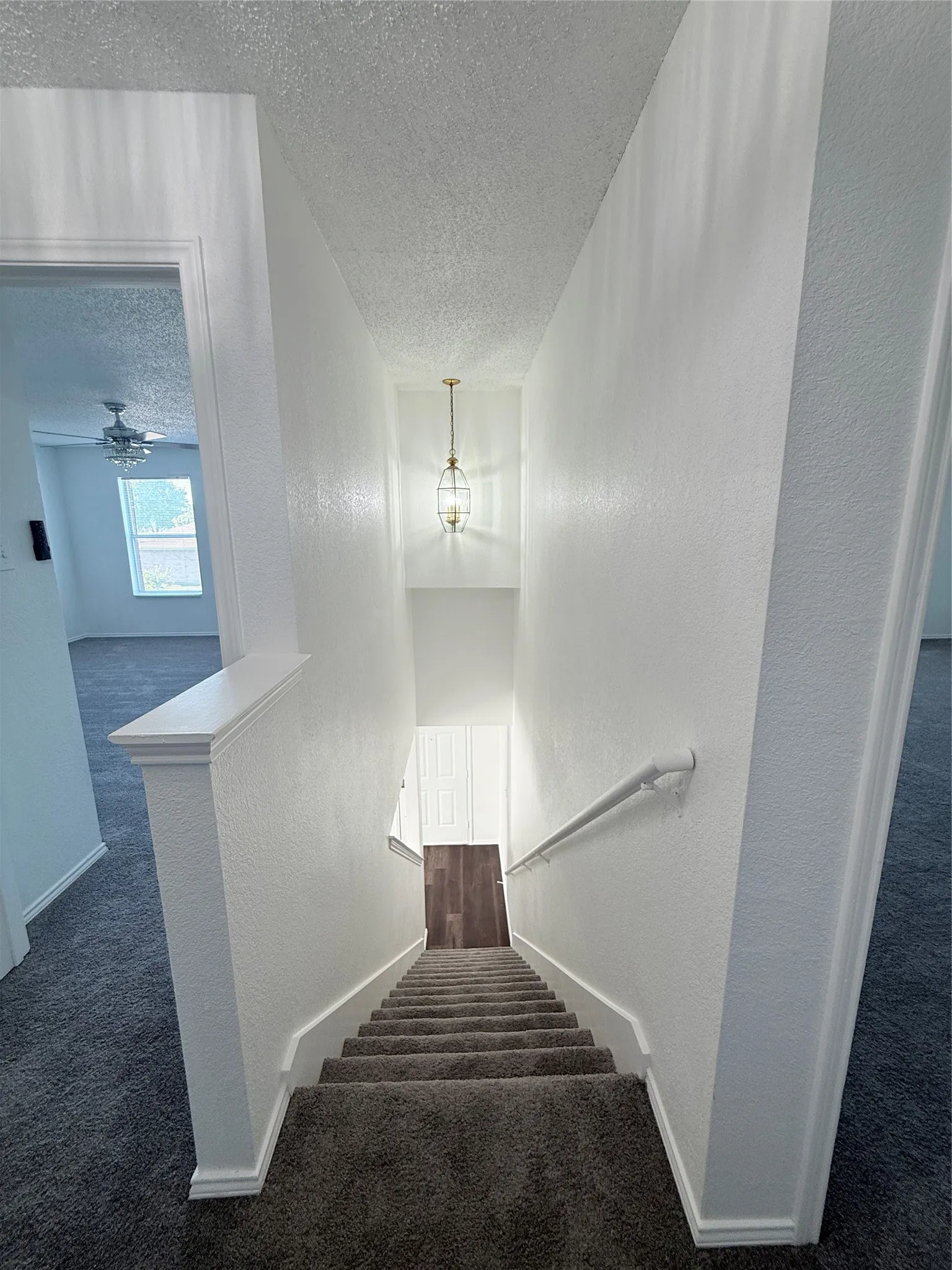 Single Family Residence For Sale in Denton County , 1212 Rambling Brook Trail, Denton, Texas 76210, 4 Bedroom, 3 Bathroom, 2 Garage spaces, 2,318 Sqft, built in 2000, mls#21368270, Real Estate Agent in Denton, Homes For Sale in Denton county, Homes For Sale in Denton, Realtor in Denton Texas, Real Estate Brokerage Independent Realty Texas, Luminita Cordes Realtor