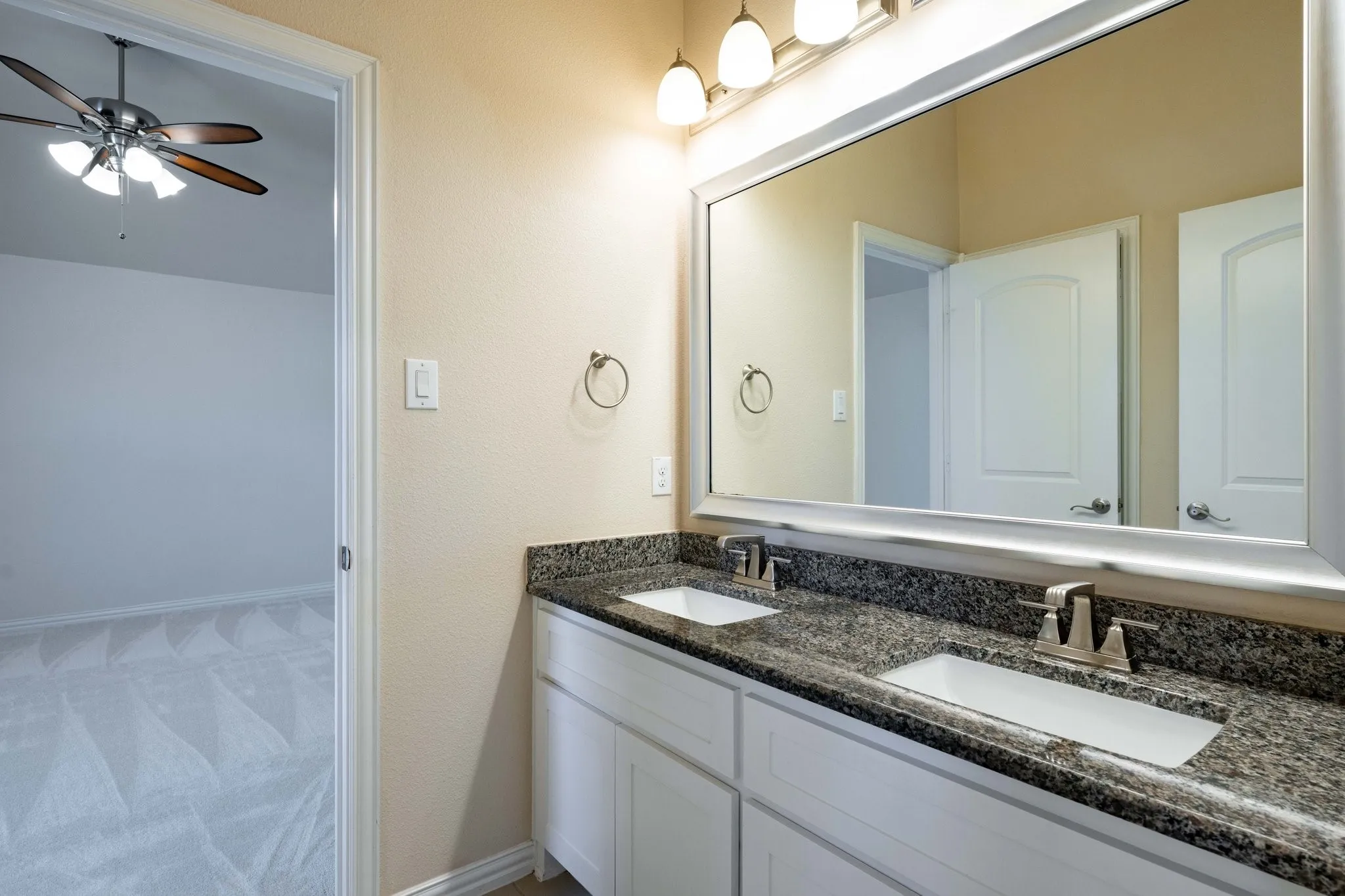 Single Family Residence For Rent in Collin County , 1730 Sweetwater Lane, Prosper, Texas 75078, 5 Bedroom, 5 Bathroom, 3 Garage spaces, 4,714 Sqft, built in 2017, mls#21368760, Real Estate Agent in Prosper, Homes For Rent in Collin county, Homes For Rent in Prosper, Realtor in Prosper Texas, Real Estate Brokerage Independent Realty Texas, Luminita Cordes Realtor