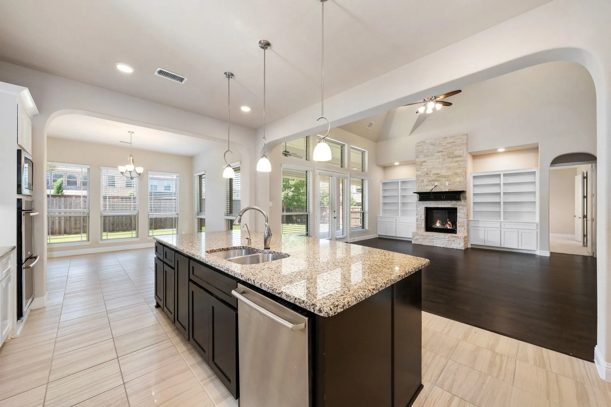 Single Family Residence For Rent in Collin County , 1730 Sweetwater Lane, Prosper, Texas 75078, 5 Bedroom, 5 Bathroom, 3 Garage spaces, 4,714 Sqft, built in 2017, mls#21368760, Real Estate Agent in Prosper, Homes For Rent in Collin county, Homes For Rent in Prosper, Realtor in Prosper Texas, Real Estate Brokerage Independent Realty Texas, Luminita Cordes Realtor
