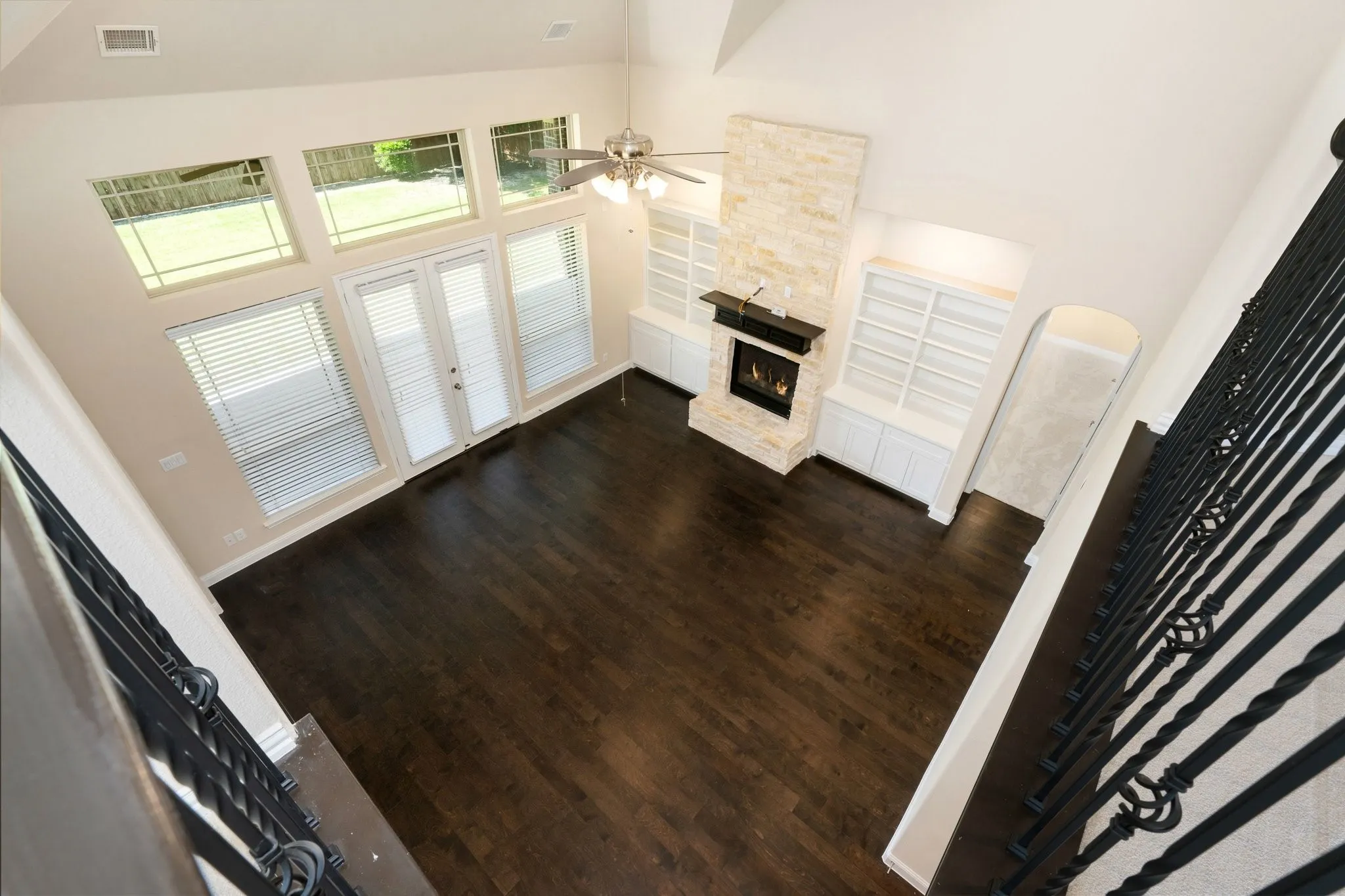 Single Family Residence For Rent in Collin County , 1730 Sweetwater Lane, Prosper, Texas 75078, 5 Bedroom, 5 Bathroom, 3 Garage spaces, 4,714 Sqft, built in 2017, mls#21368760, Real Estate Agent in Prosper, Homes For Rent in Collin county, Homes For Rent in Prosper, Realtor in Prosper Texas, Real Estate Brokerage Independent Realty Texas, Luminita Cordes Realtor