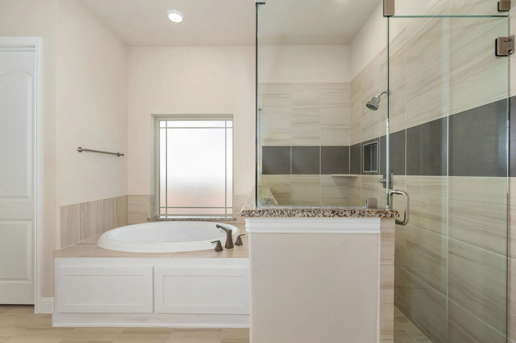Single Family Residence For Rent in Collin County , 1730 Sweetwater Lane, Prosper, Texas 75078, 5 Bedroom, 5 Bathroom, 3 Garage spaces, 4,714 Sqft, built in 2017, mls#21368760, Real Estate Agent in Prosper, Homes For Rent in Collin county, Homes For Rent in Prosper, Realtor in Prosper Texas, Real Estate Brokerage Independent Realty Texas, Luminita Cordes Realtor