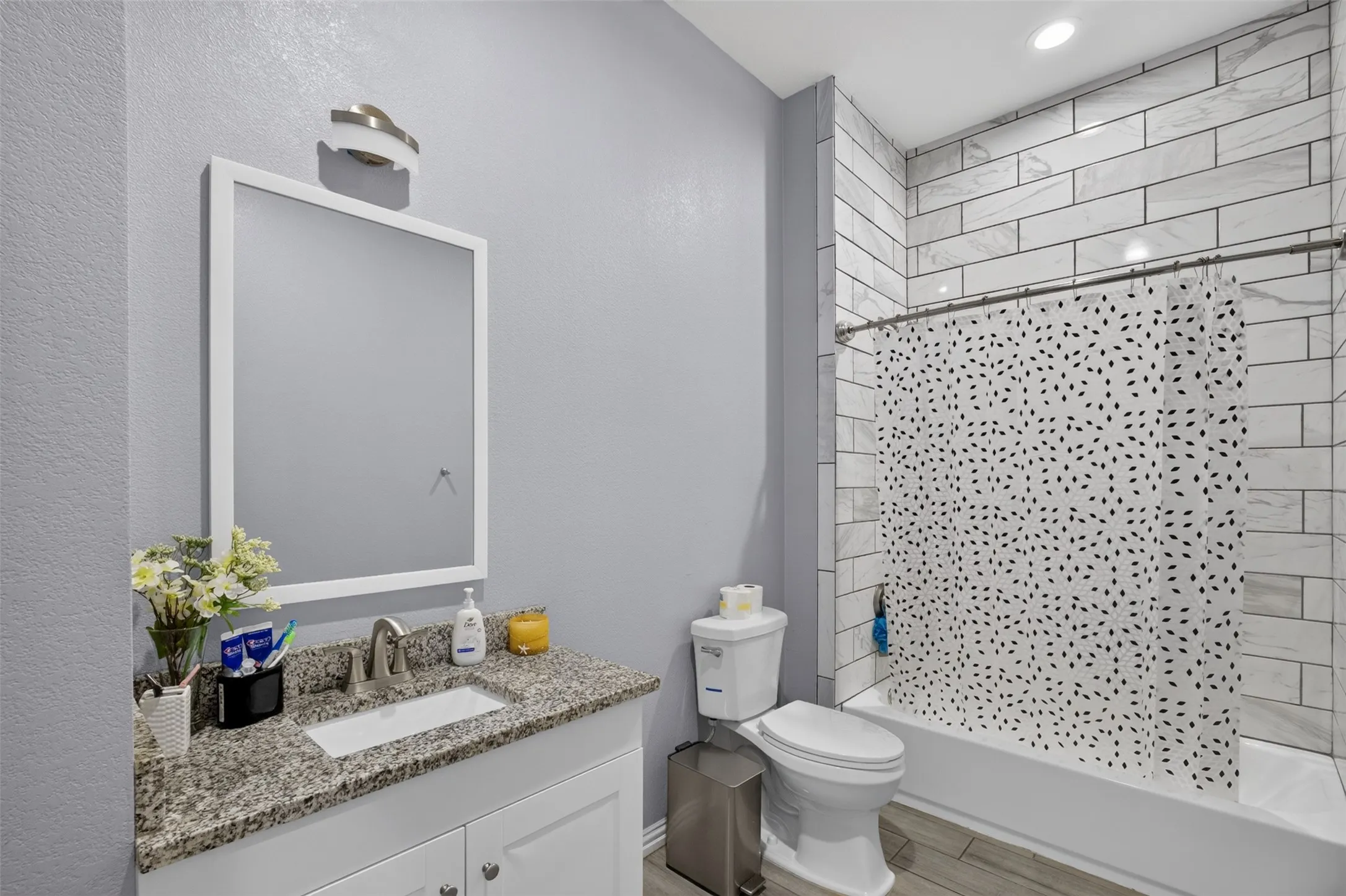 Duplex For Sale in Dallas County , 416 W 10th Street, Dallas, Texas 75208, 7 Bedroom, 4 Bathroom, Garage spaces, 0 Sqft, built in 2022, Price $2,600,000, mls#21367306, Real Estate Agent in Dallas, Homes For Sale in Dallas county, Homes For Sale in Dallas, Realtor in Dallas Texas, Real Estate Brokerage Independent Realty Texas, Luminita Cordes Realtor
