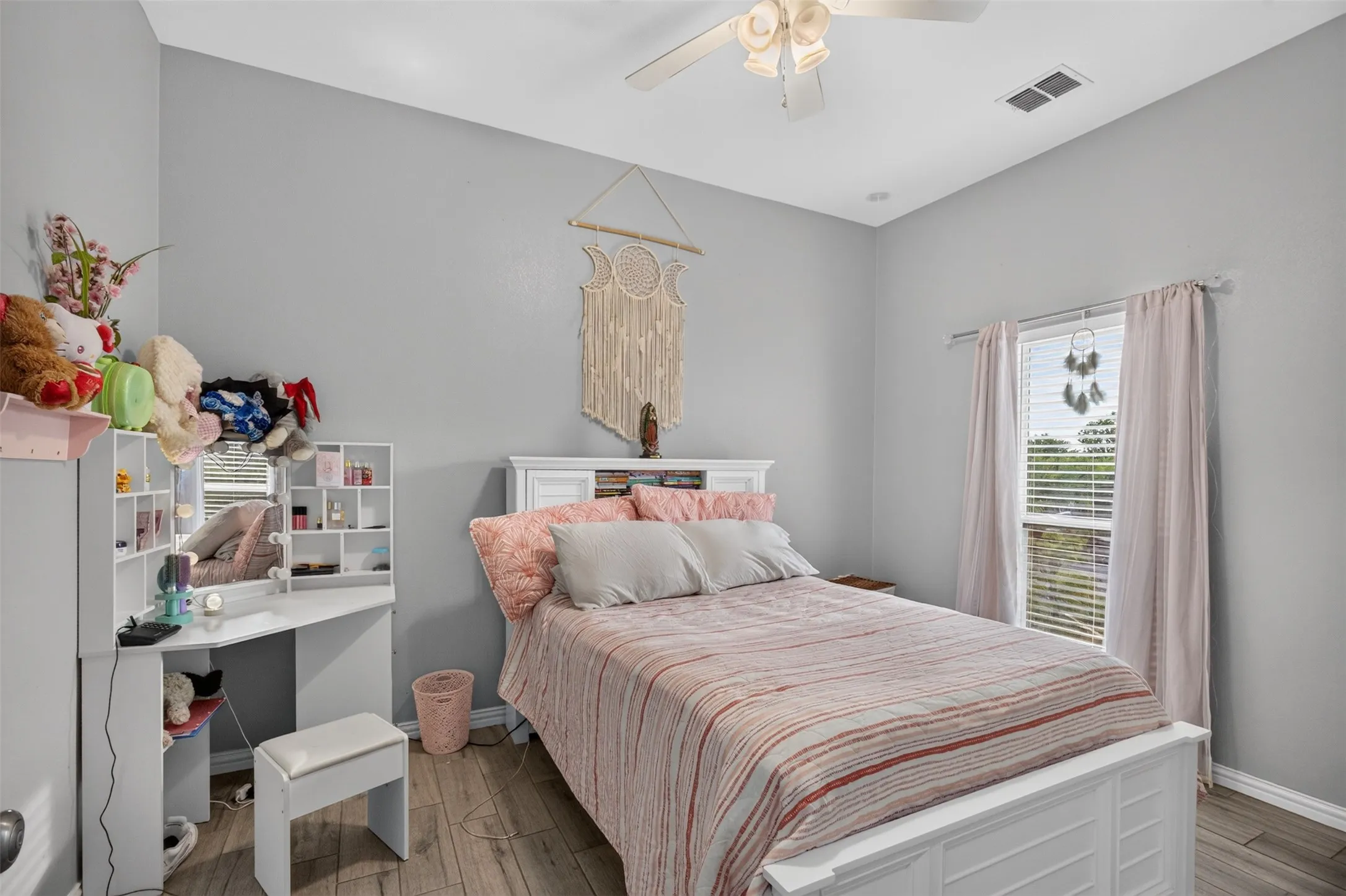 Duplex For Sale in Dallas County , 416 W 10th Street, Dallas, Texas 75208, 7 Bedroom, 4 Bathroom, Garage spaces, 0 Sqft, built in 2022, Price $2,600,000, mls#21367306, Real Estate Agent in Dallas, Homes For Sale in Dallas county, Homes For Sale in Dallas, Realtor in Dallas Texas, Real Estate Brokerage Independent Realty Texas, Luminita Cordes Realtor