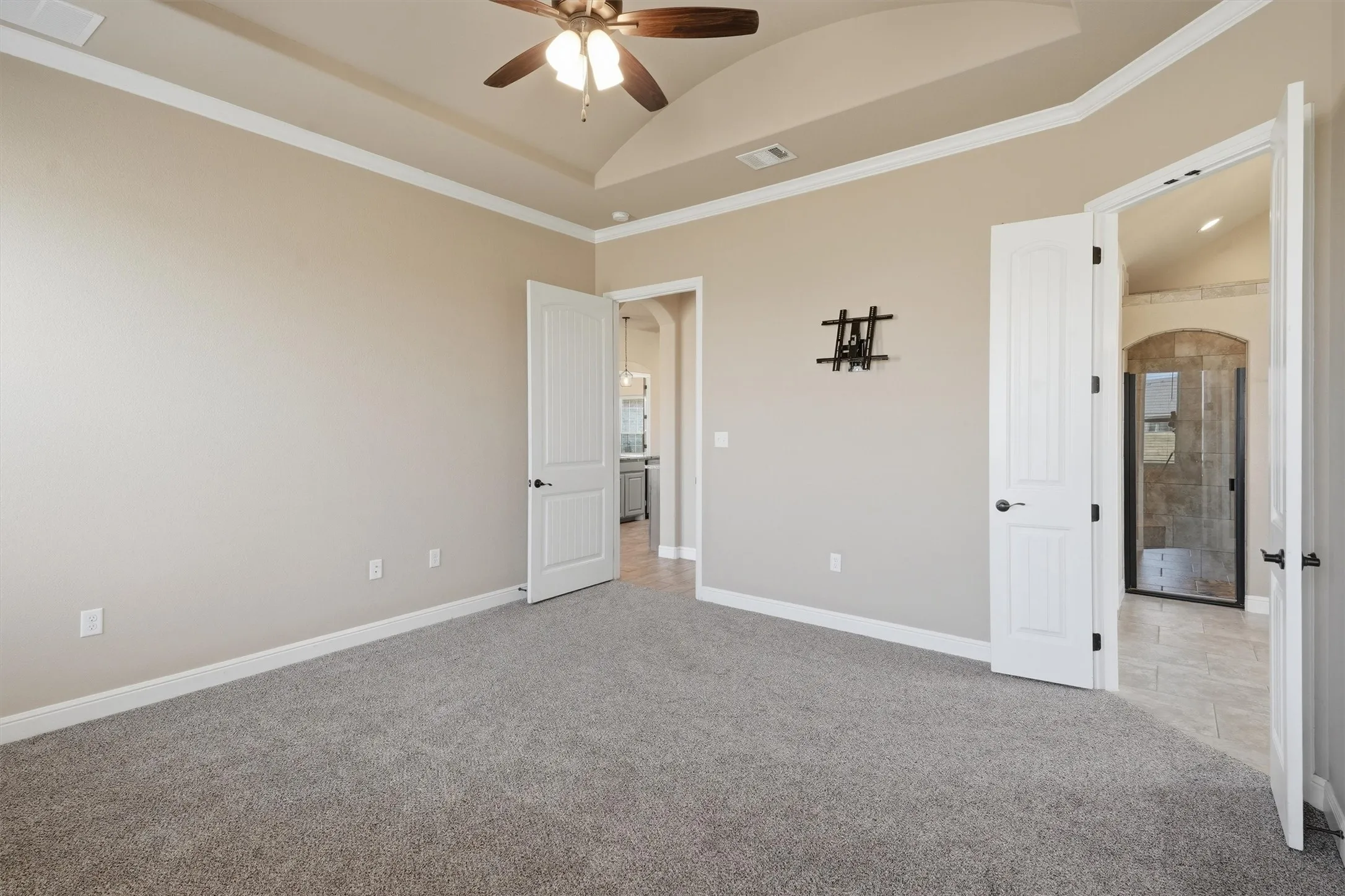 Single Family Residence For Sale in Johnson County , 8600 County Road 1229, Godley, Texas 76044, 4 Bedroom, 3 Bathroom, 2 Garage spaces, 2,479 Sqft, built in 2019, mls#21368653, Real Estate Agent in Godley, Homes For Sale in Johnson county, Homes For Sale in Godley, Realtor in Godley Texas, Real Estate Brokerage Independent Realty Texas, Luminita Cordes Realtor
