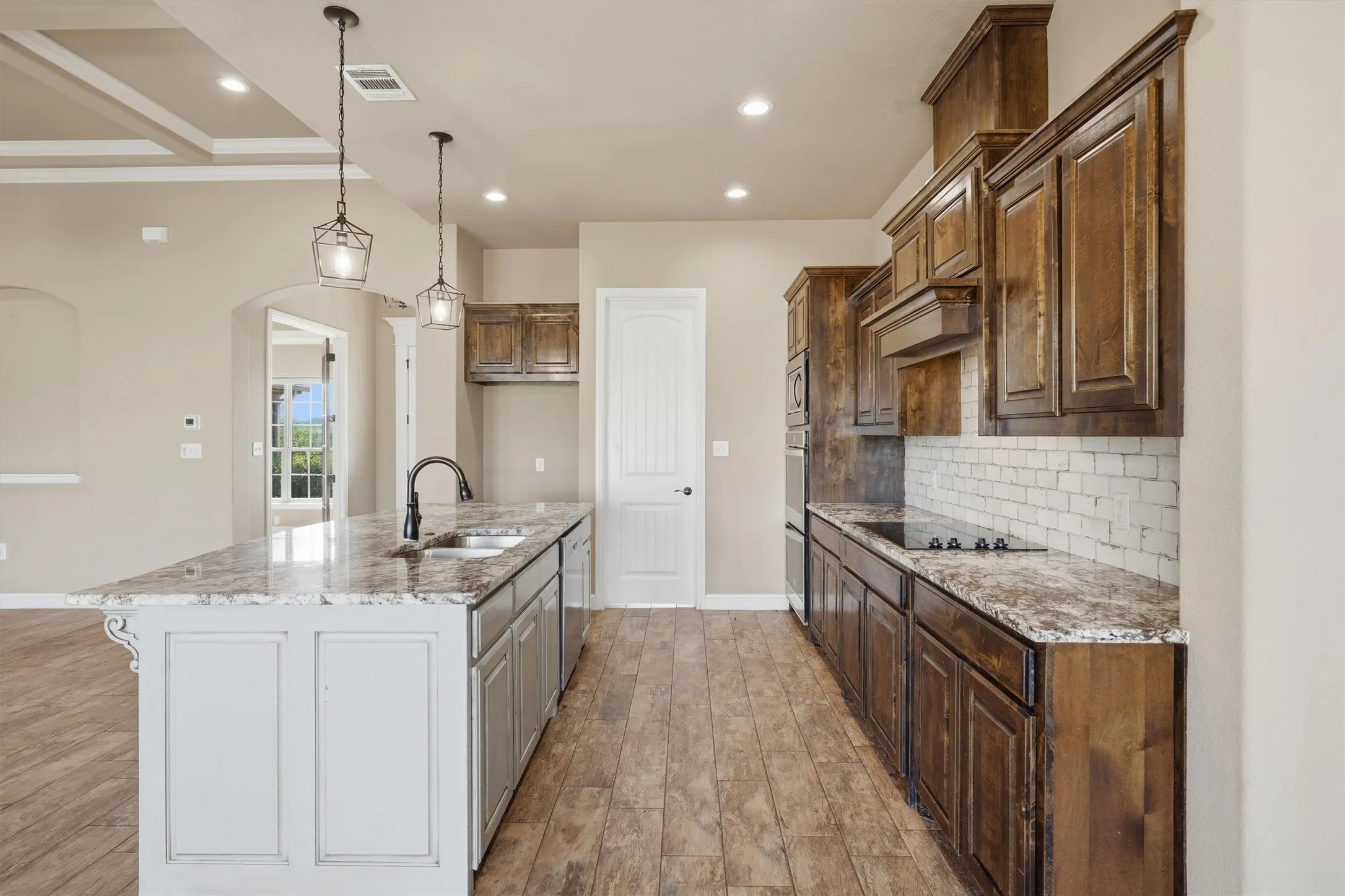 Single Family Residence For Sale in Johnson County , 8600 County Road 1229, Godley, Texas 76044, 4 Bedroom, 3 Bathroom, 2 Garage spaces, 2,479 Sqft, built in 2019, mls#21368653, Real Estate Agent in Godley, Homes For Sale in Johnson county, Homes For Sale in Godley, Realtor in Godley Texas, Real Estate Brokerage Independent Realty Texas, Luminita Cordes Realtor