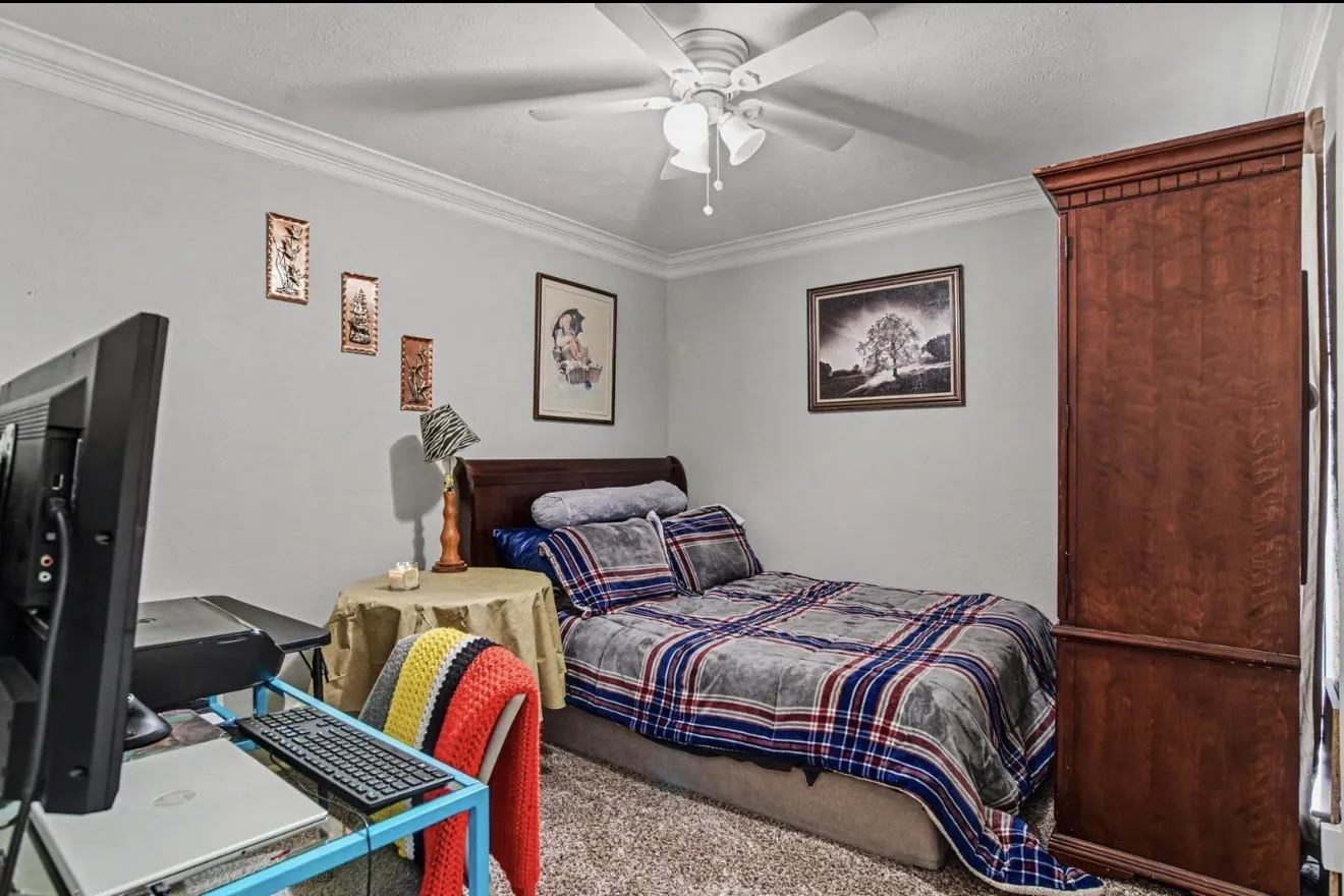 Single Family Residence For Sale in Kaufman County , 509 Carl C Senter Street, Forney, Texas 75126, 3 Bedroom, 2 Bathroom, 2 Garage spaces, 1,748 Sqft, built in 1982, mls#21368663, Real Estate Agent in Forney, Homes For Sale in Kaufman county, Homes For Sale in Forney, Realtor in Forney Texas, Real Estate Brokerage Independent Realty Texas, Luminita Cordes Realtor