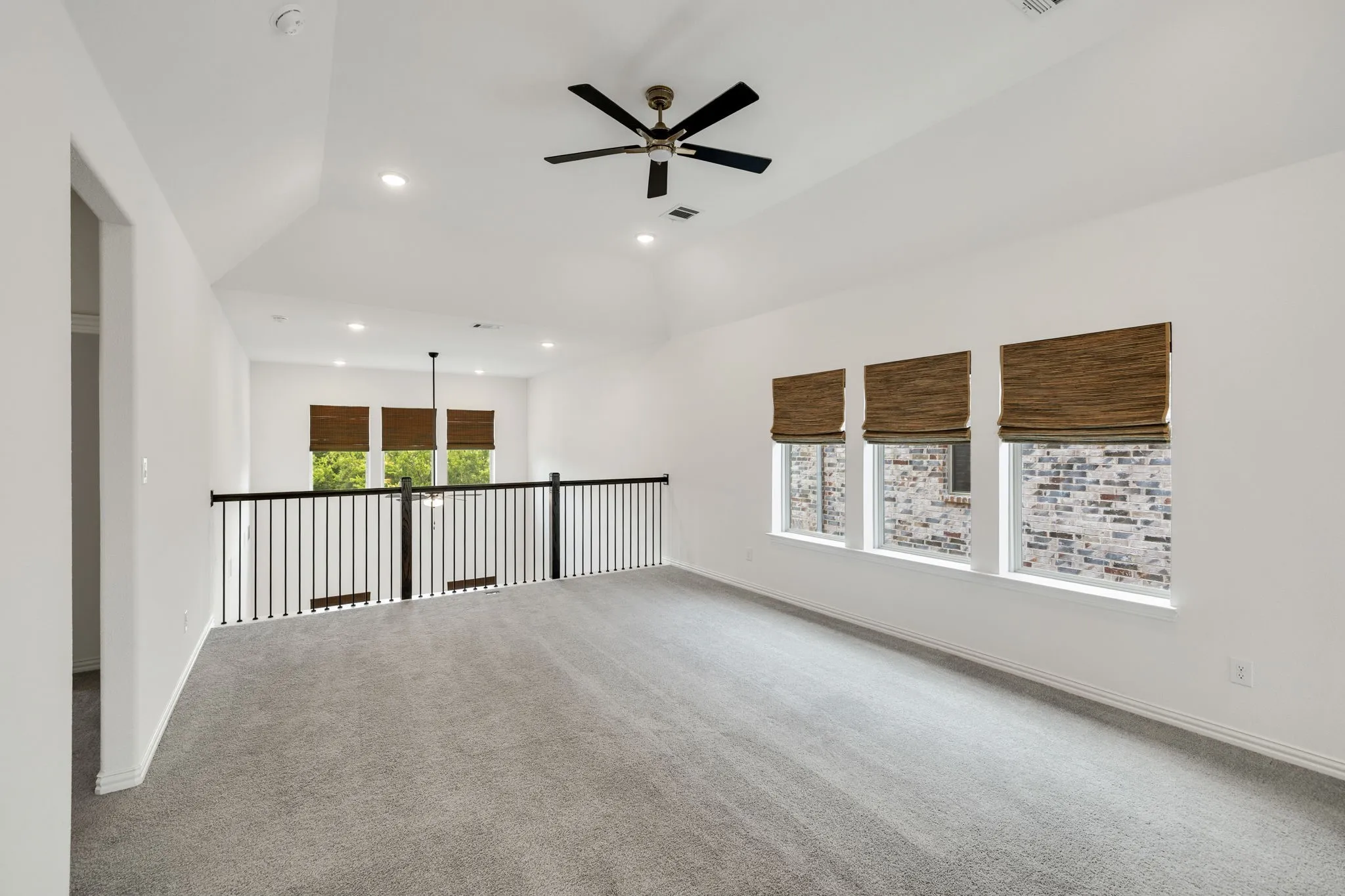 Single Family Residence For Rent in Collin County , 3100 Greenbriar Drive, Celina, Texas 75009, 3 Bedroom, 3 Bathroom, 2 Garage spaces, 2,207 Sqft, built in 2023, mls#21368755, Real Estate Agent in Celina, Homes For Rent in Collin county, Homes For Rent in Celina, Realtor in Celina Texas, Real Estate Brokerage Independent Realty Texas, Luminita Cordes Realtor
