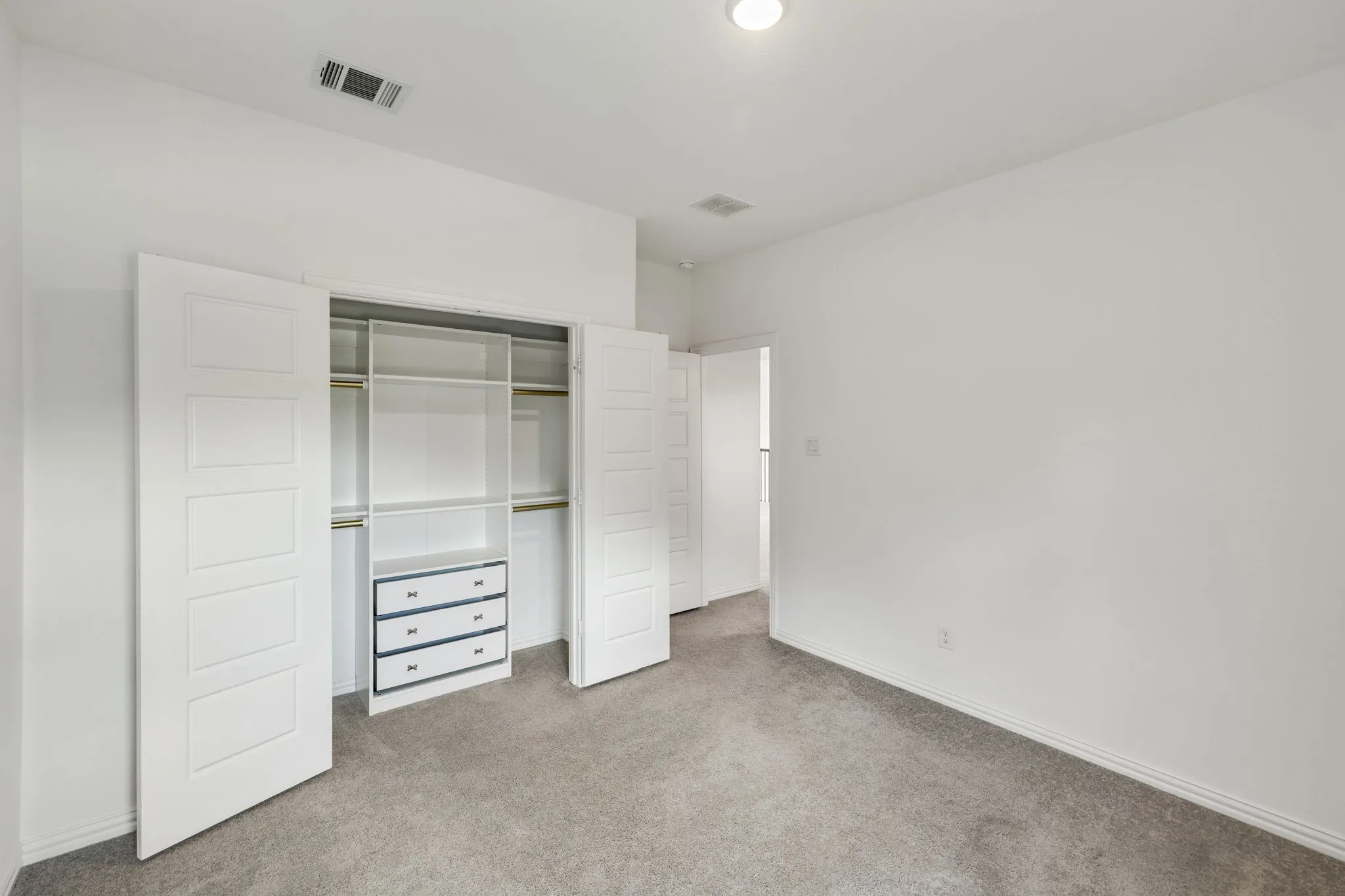 Single Family Residence For Rent in Collin County , 3100 Greenbriar Drive, Celina, Texas 75009, 3 Bedroom, 3 Bathroom, 2 Garage spaces, 2,207 Sqft, built in 2023, mls#21368755, Real Estate Agent in Celina, Homes For Rent in Collin county, Homes For Rent in Celina, Realtor in Celina Texas, Real Estate Brokerage Independent Realty Texas, Luminita Cordes Realtor
