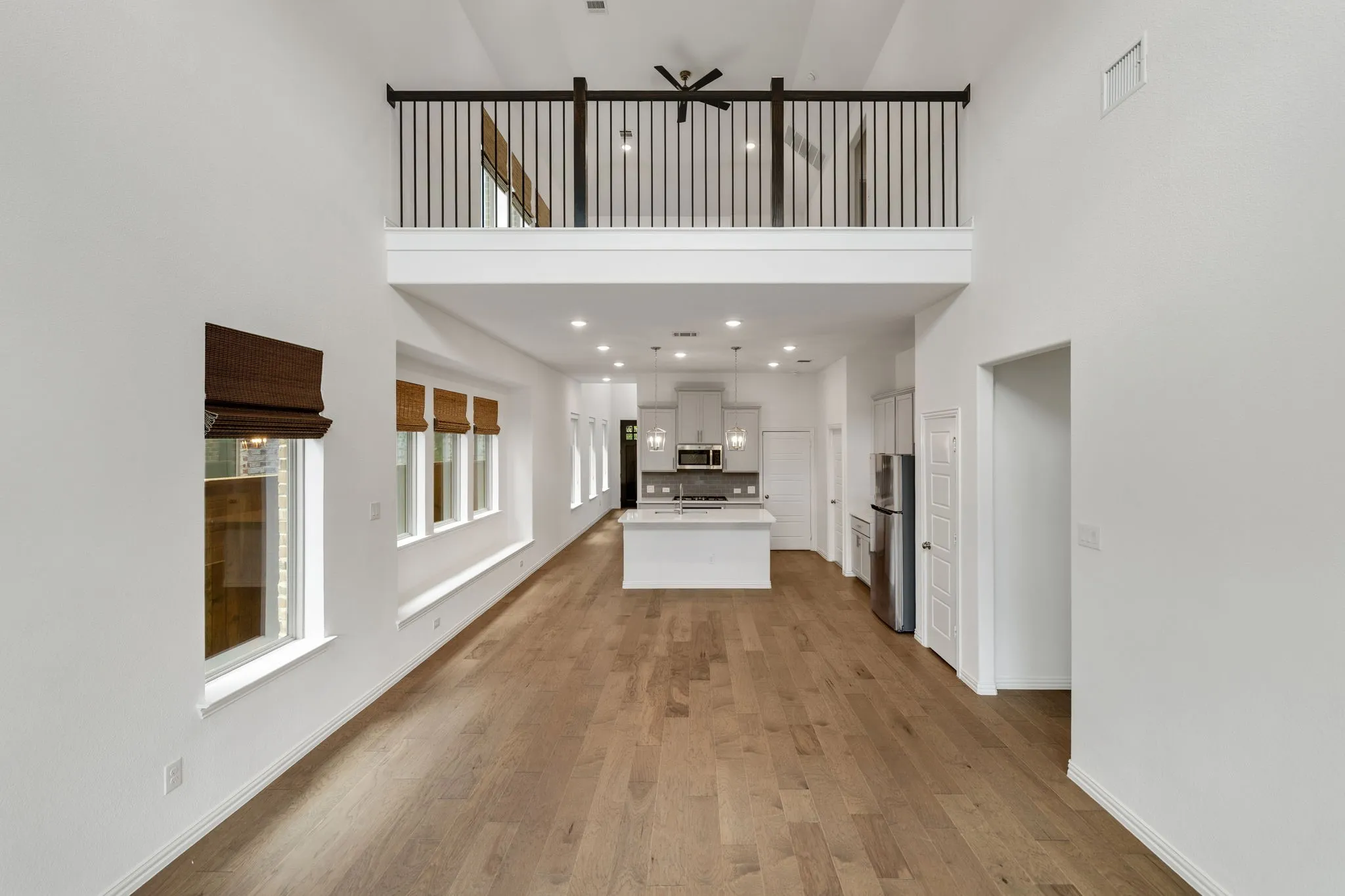 Single Family Residence For Rent in Collin County , 3100 Greenbriar Drive, Celina, Texas 75009, 3 Bedroom, 3 Bathroom, 2 Garage spaces, 2,207 Sqft, built in 2023, mls#21368755, Real Estate Agent in Celina, Homes For Rent in Collin county, Homes For Rent in Celina, Realtor in Celina Texas, Real Estate Brokerage Independent Realty Texas, Luminita Cordes Realtor