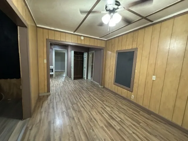 Single Family Residence For Sale in Wood County , 4395 S Fm 2869, Hawkins, Texas 75765, 4 Bedroom, 2 Bathroom, Garage spaces, 1,536 Sqft, built in 1940, mls#21368796, Real Estate Agent in Hawkins, Homes For Sale in Wood county, Homes For Sale in Hawkins, Realtor in Hawkins Texas, Real Estate Brokerage Independent Realty Texas, Luminita Cordes Realtor