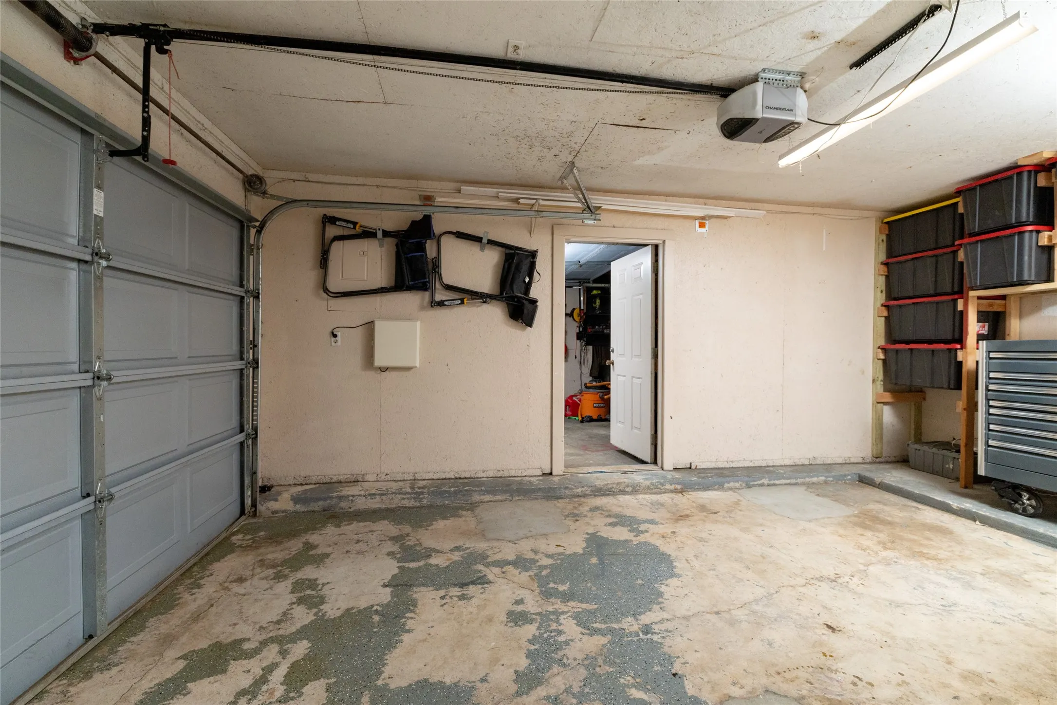 Garage #1