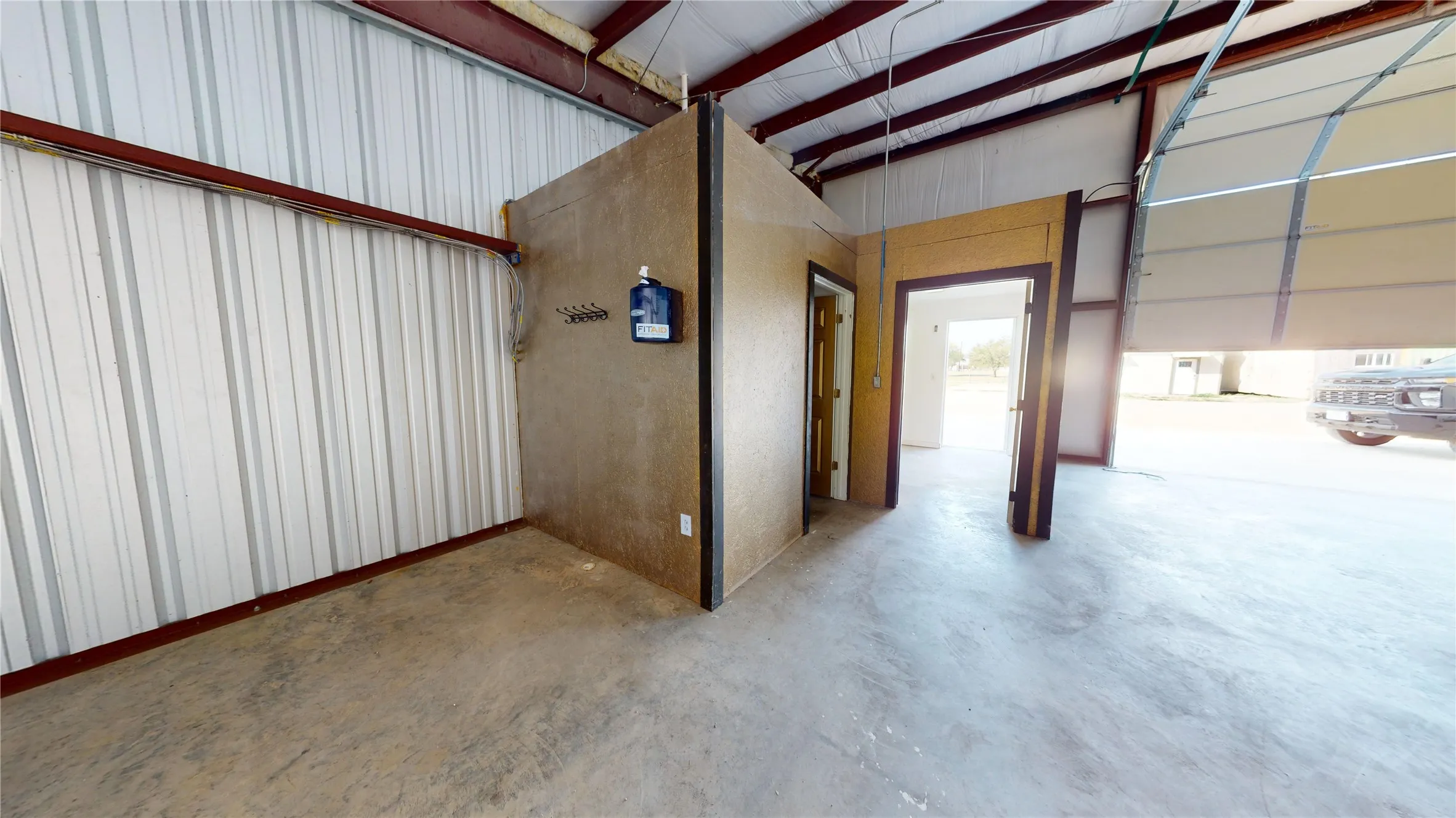 Office For Rent in Kaufman County , 10987 Windy Lane Ste C, Forney, Texas 75126, 0, 0, Garage spaces, 4,084 Sqft, built in 2000, mls#21368742, Real Estate Agent in Forney, Homes For Rent in Kaufman county, Homes For Rent in Forney, Realtor in Forney Texas, Real Estate Brokerage Independent Realty Texas, Luminita Cordes Realtor