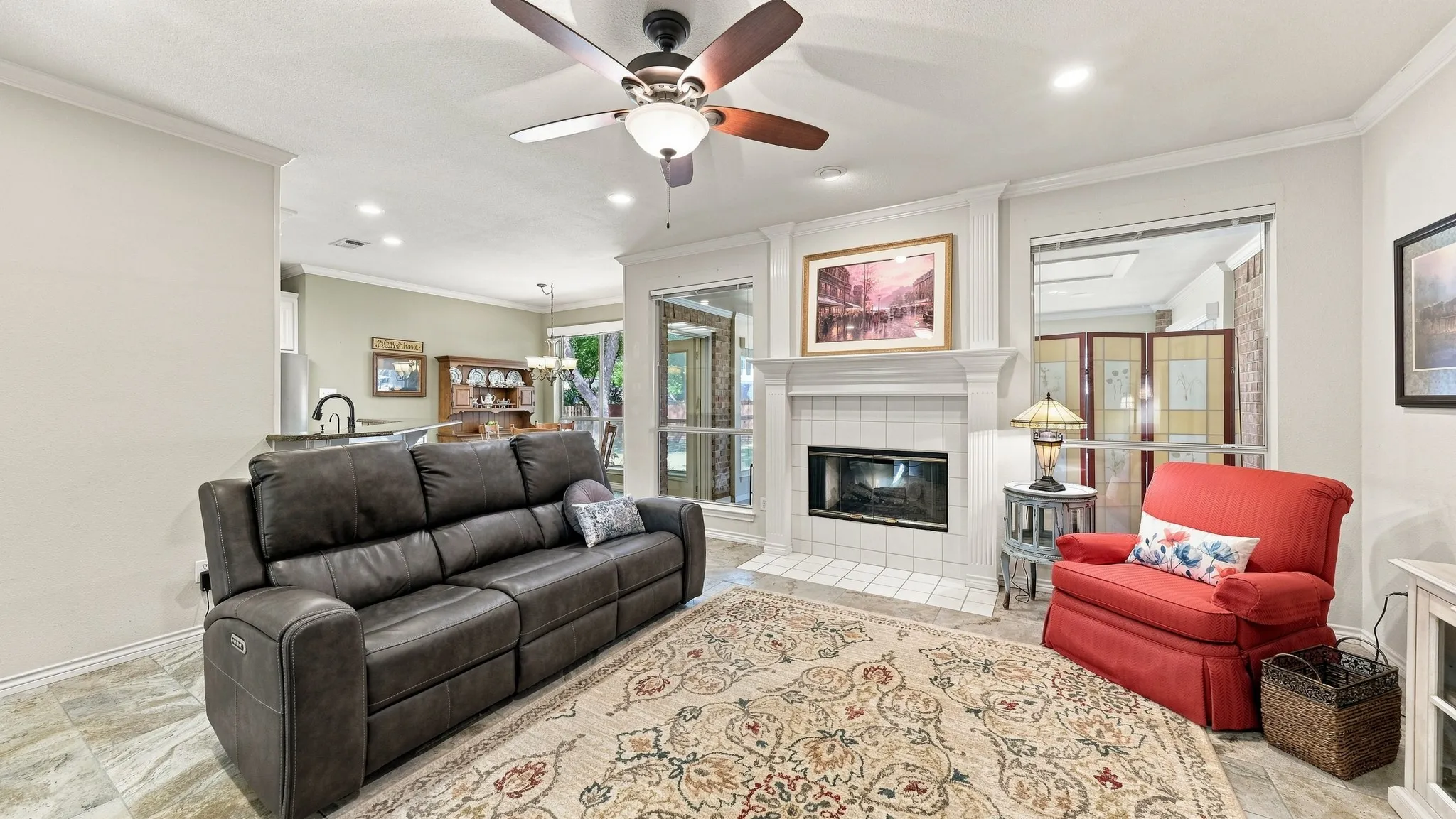 Single Family Residence For Sale in Hood County , 6021 Melrose Circle, Granbury, Texas 76049, 3 Bedroom, 3 Bathroom, 2 Garage spaces, 2,365 Sqft, built in 1997, mls#21362519, Real Estate Agent in Granbury, Homes For Sale in Hood county, Homes For Sale in Granbury, Realtor in Granbury Texas, Real Estate Brokerage Independent Realty Texas, Luminita Cordes Realtor