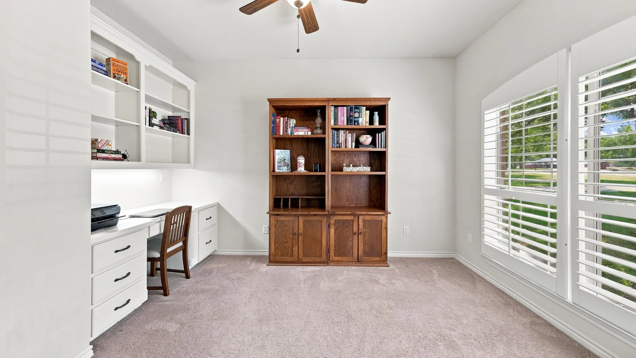 Single Family Residence For Sale in Hood County , 6021 Melrose Circle, Granbury, Texas 76049, 3 Bedroom, 3 Bathroom, 2 Garage spaces, 2,365 Sqft, built in 1997, mls#21362519, Real Estate Agent in Granbury, Homes For Sale in Hood county, Homes For Sale in Granbury, Realtor in Granbury Texas, Real Estate Brokerage Independent Realty Texas, Luminita Cordes Realtor