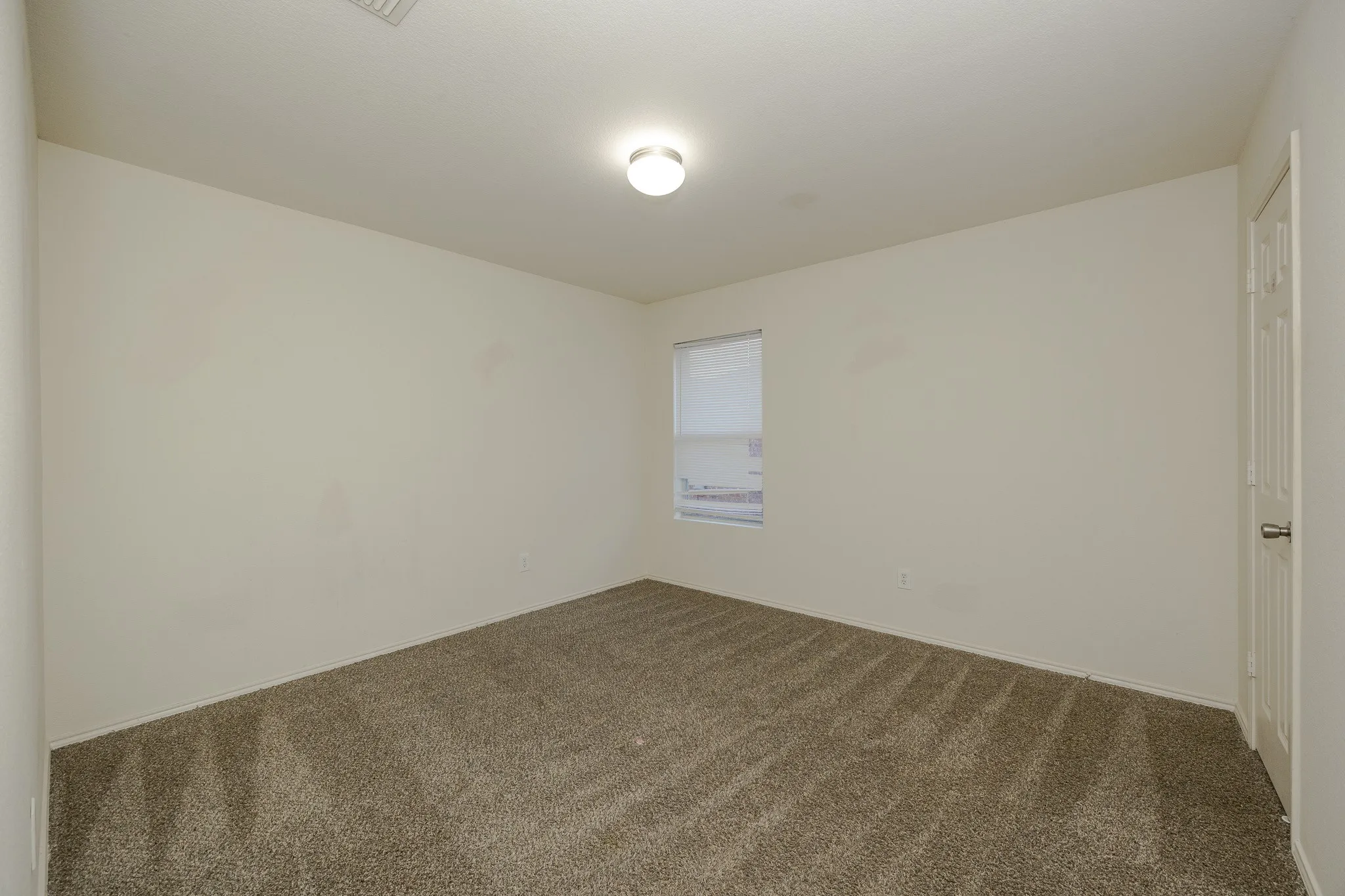 Single Family Residence For Rent in Denton County , 1436 Puerto Lago Drive, Little Elm, Texas 75068, 4 Bedroom, 2 Bathroom, 2 Garage spaces, 1,784 Sqft, built in 2007, mls#21368016, Real Estate Agent in Little Elm, Homes For Rent in Denton county, Homes For Rent in Little Elm, Realtor in Little Elm Texas, Real Estate Brokerage Independent Realty Texas, Luminita Cordes Realtor