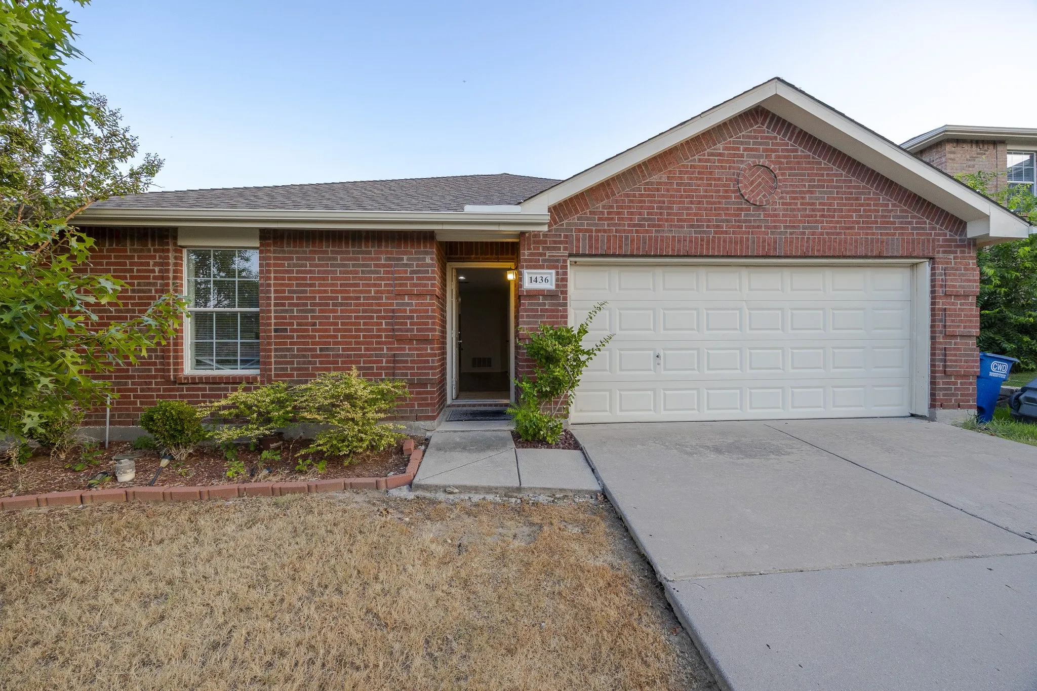 Single Family Residence For Rent in Denton County , 1436 Puerto Lago Drive, Little Elm, Texas 75068, 4 Bedroom, 2 Bathroom, 2 Garage spaces, 1,784 Sqft, built in 2007, mls#21368016, Real Estate Agent in Little Elm, Homes For Rent in Denton county, Homes For Rent in Little Elm, Realtor in Little Elm Texas, Real Estate Brokerage Independent Realty Texas, Luminita Cordes Realtor