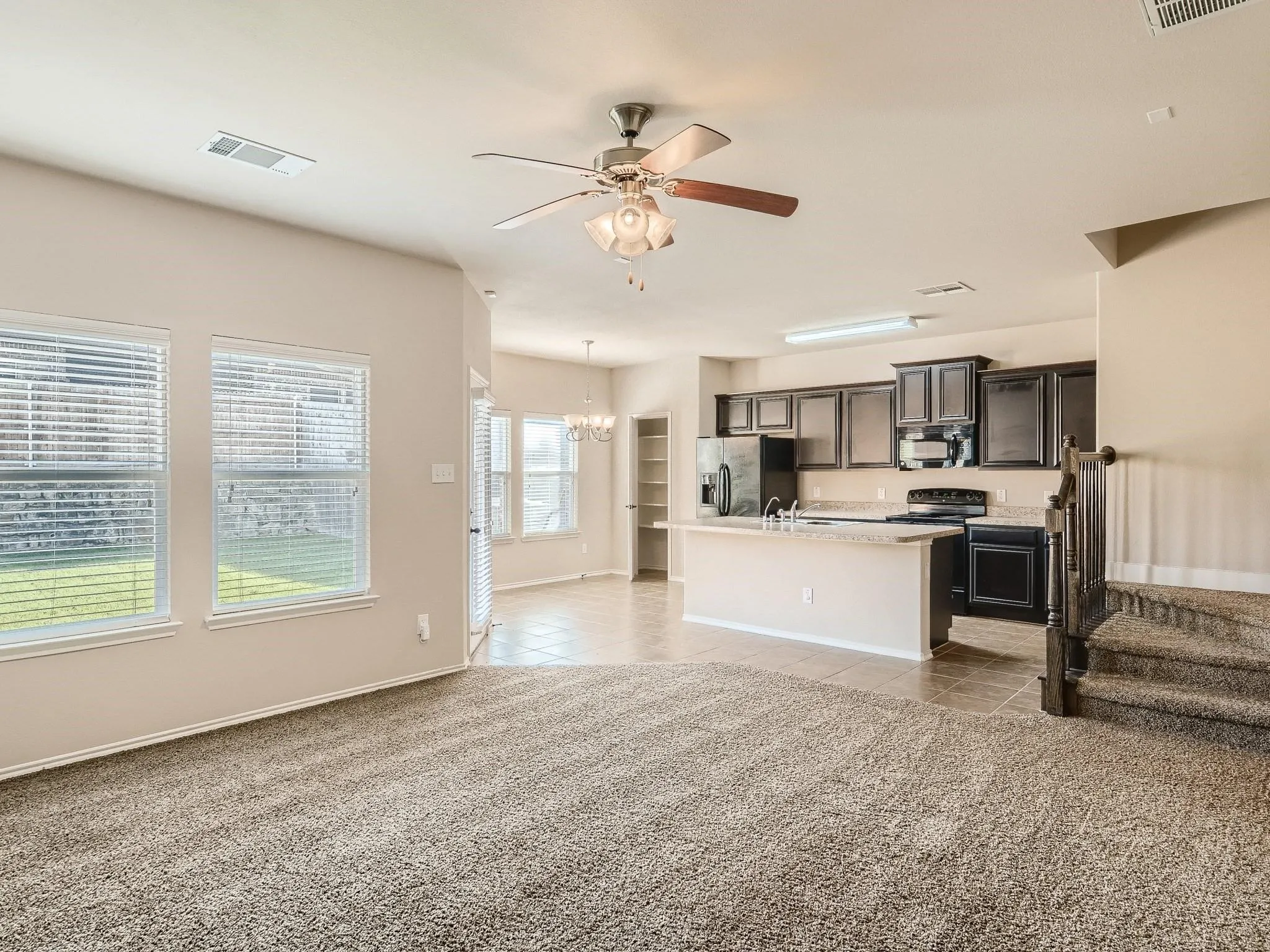 Townhouse For Rent in Dallas County , 3500 Woodshire Avenue, Mesquite, Texas 75181, 3 Bedroom, 2 Bathroom, 1 Garage spaces, 1,586 Sqft, built in 2011, mls#21364210, Real Estate Agent in Mesquite, Homes For Rent in Dallas county, Homes For Rent in Mesquite, Realtor in Mesquite Texas, Real Estate Brokerage Independent Realty Texas, Luminita Cordes Realtor