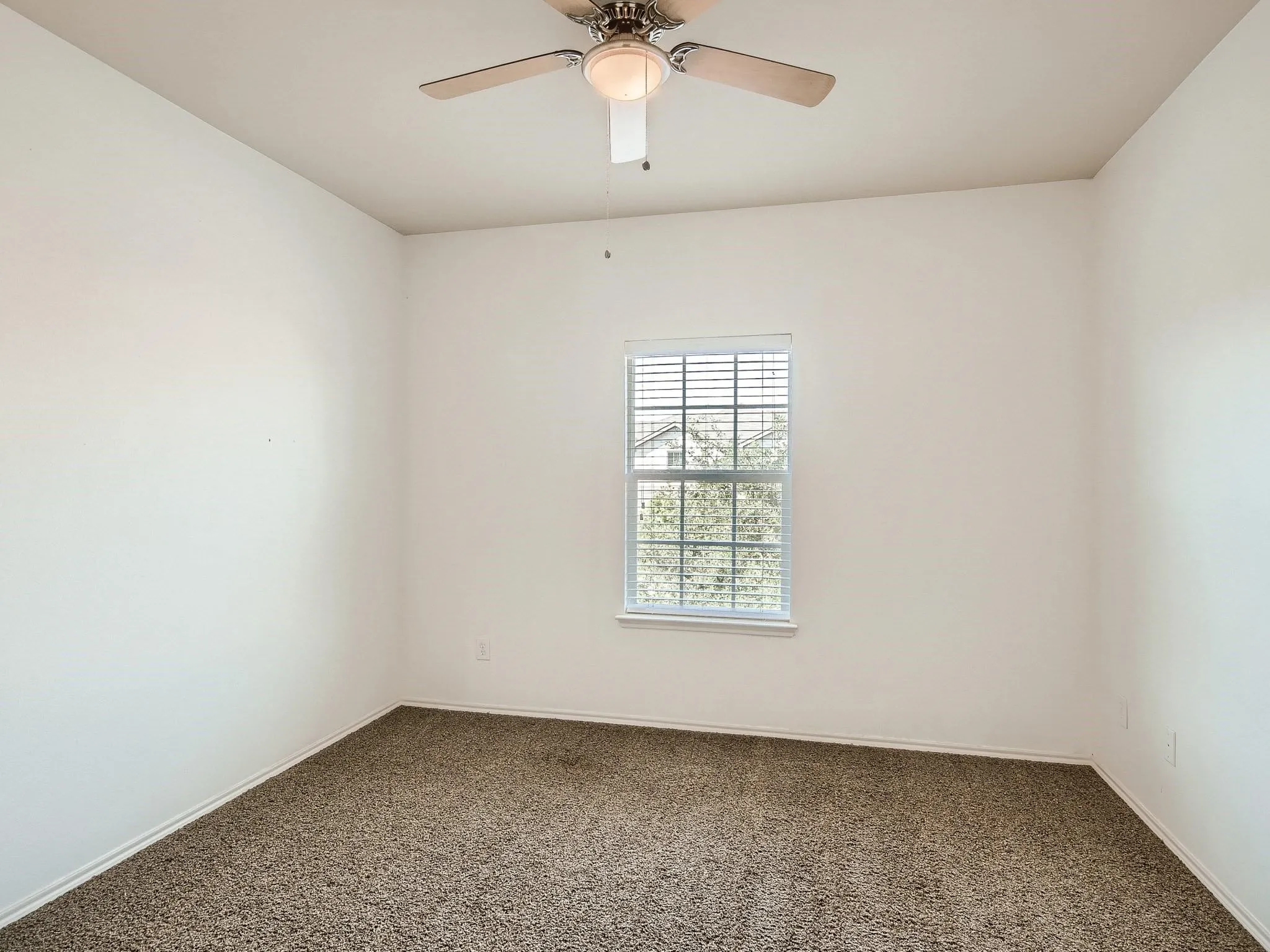 Townhouse For Rent in Dallas County , 3500 Woodshire Avenue, Mesquite, Texas 75181, 3 Bedroom, 2 Bathroom, 1 Garage spaces, 1,586 Sqft, built in 2011, mls#21364210, Real Estate Agent in Mesquite, Homes For Rent in Dallas county, Homes For Rent in Mesquite, Realtor in Mesquite Texas, Real Estate Brokerage Independent Realty Texas, Luminita Cordes Realtor
