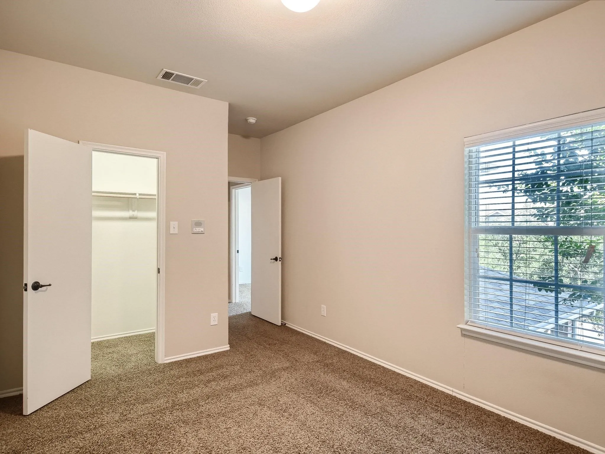 Townhouse For Rent in Dallas County , 3500 Woodshire Avenue, Mesquite, Texas 75181, 3 Bedroom, 2 Bathroom, 1 Garage spaces, 1,586 Sqft, built in 2011, mls#21364210, Real Estate Agent in Mesquite, Homes For Rent in Dallas county, Homes For Rent in Mesquite, Realtor in Mesquite Texas, Real Estate Brokerage Independent Realty Texas, Luminita Cordes Realtor
