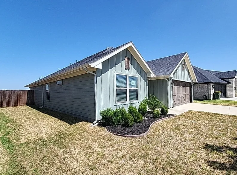 Single Family Residence For Sale in Johnson County , 905 Rodgers Avenue, Godley, Texas 76044, 3 Bedroom, 2 Bathroom, 2 Garage spaces, 1,616 Sqft, built in 2022, mls#21368802, Real Estate Agent in Godley, Homes For Sale in Johnson county, Homes For Sale in Godley, Realtor in Godley Texas, Real Estate Brokerage Independent Realty Texas, Luminita Cordes Realtor