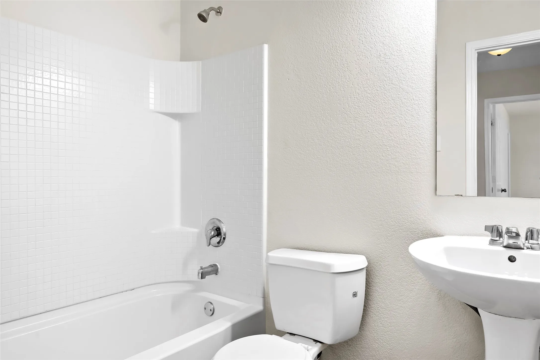 Single Family Residence For Sale in Tarrant County , 2916 Early Fawn Court, Fort Worth, Texas 76108, 3 Bedroom, 2 Bathroom, 2 Garage spaces, 1,552 Sqft, built in 2008, mls#21365607, Real Estate Agent in Fort Worth, Homes For Sale in Tarrant county, Homes For Sale in Fort Worth, Realtor in Fort Worth Texas, Real Estate Brokerage Independent Realty Texas, Luminita Cordes Realtor
