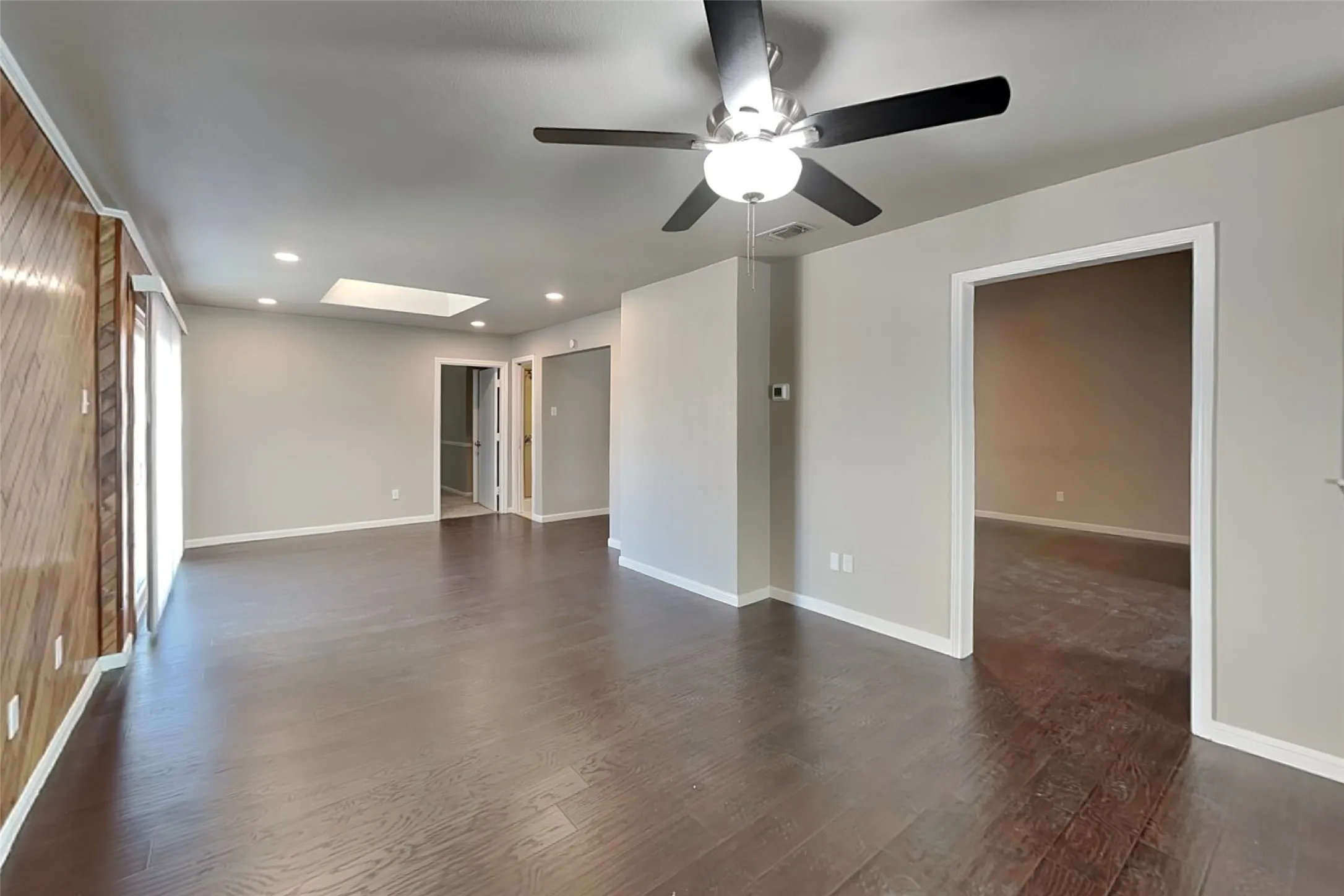 Single Family Residence For Rent in Denton County , 1733 Brighton Drive, Carrollton, Texas 75007, 4 Bedroom, 2 Bathroom, 2 Garage spaces, 2,008 Sqft, built in 1983, mls#21368816, Real Estate Agent in Carrollton, Homes For Rent in Denton county, Homes For Rent in Carrollton, Realtor in Carrollton Texas, Real Estate Brokerage Independent Realty Texas, Luminita Cordes Realtor